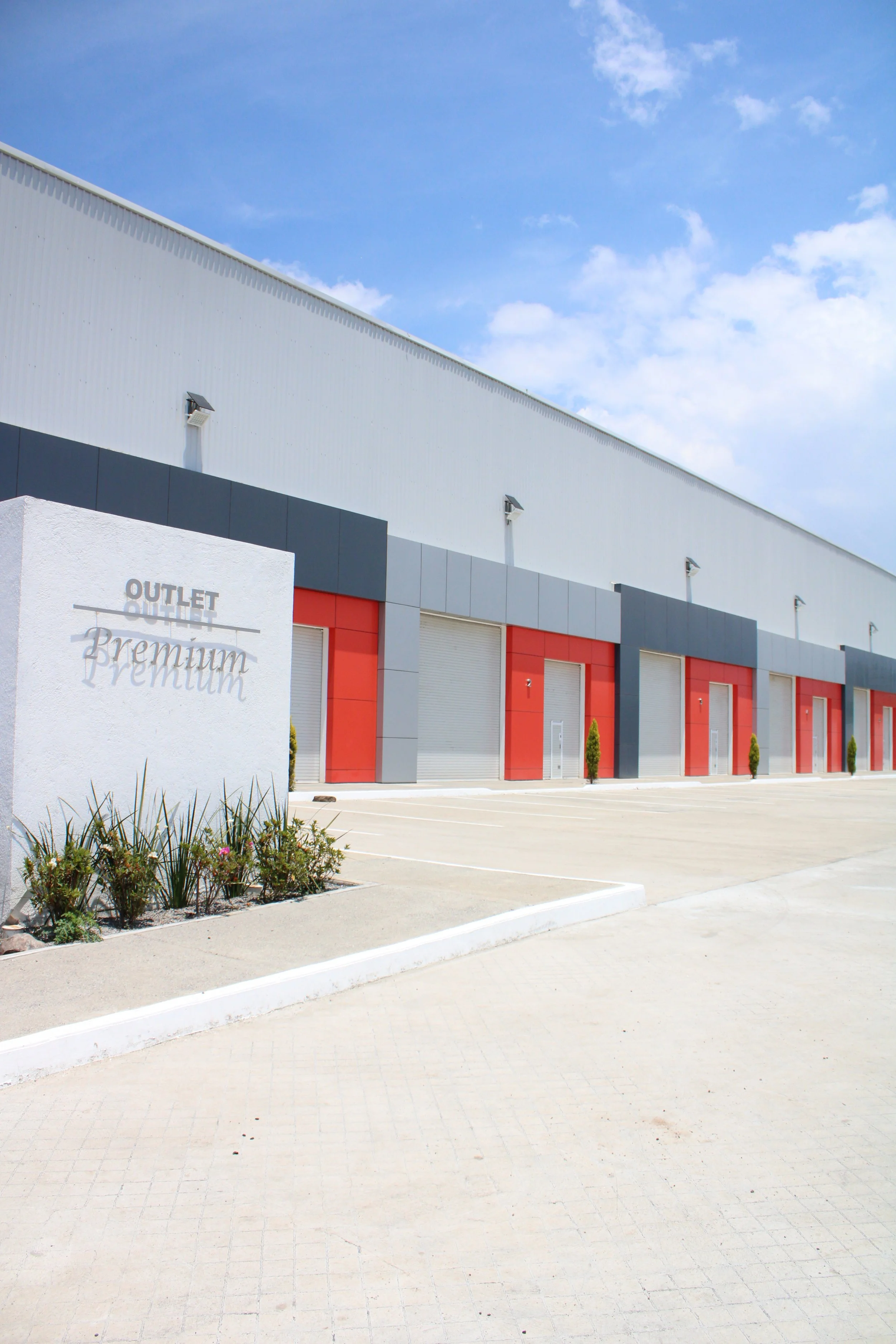 OUTLET PREMIUM CUAUTZINGO