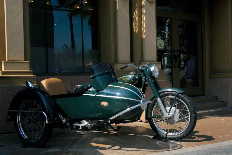 11-motocycle.webp