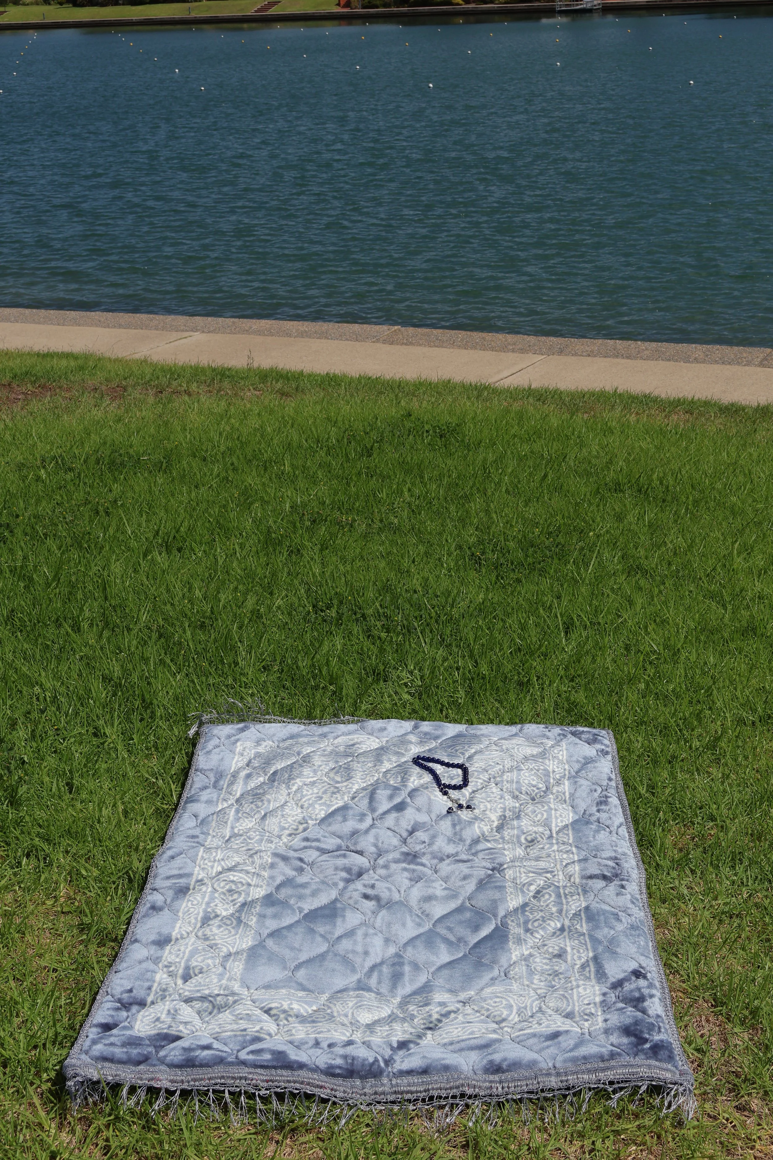 Islamic prayer mat elegant design