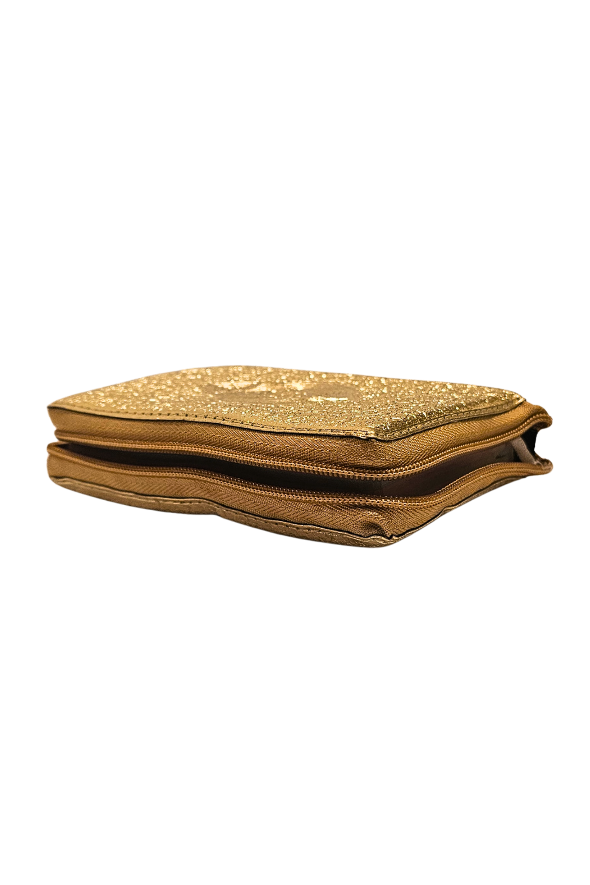 Elegant pocket-sized quran with gold cover