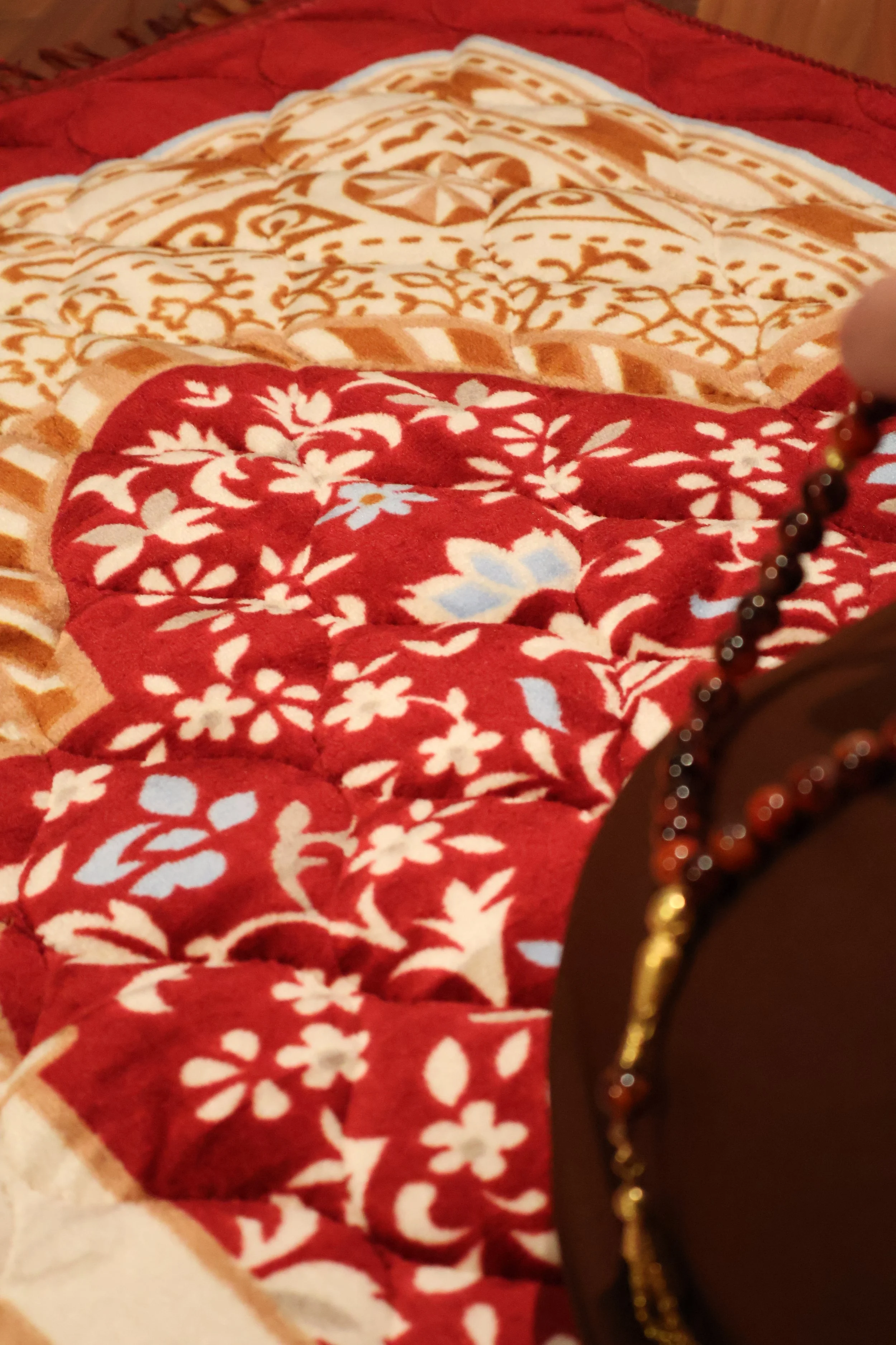 Islamic prayer mat floral design