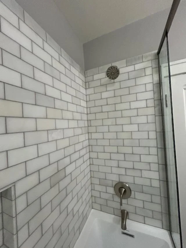 bathroom 11.jpg