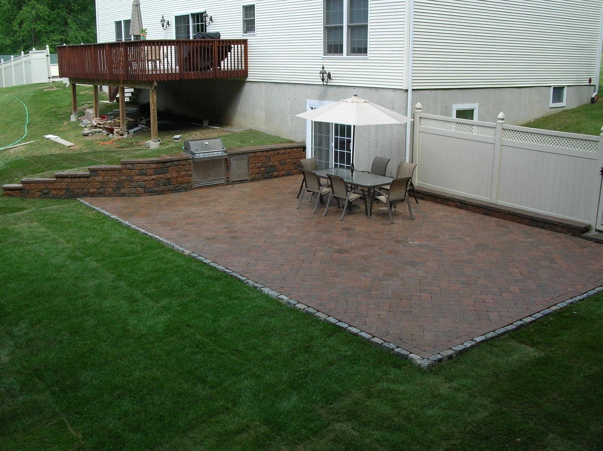 Bellino's patio and grill.JPG