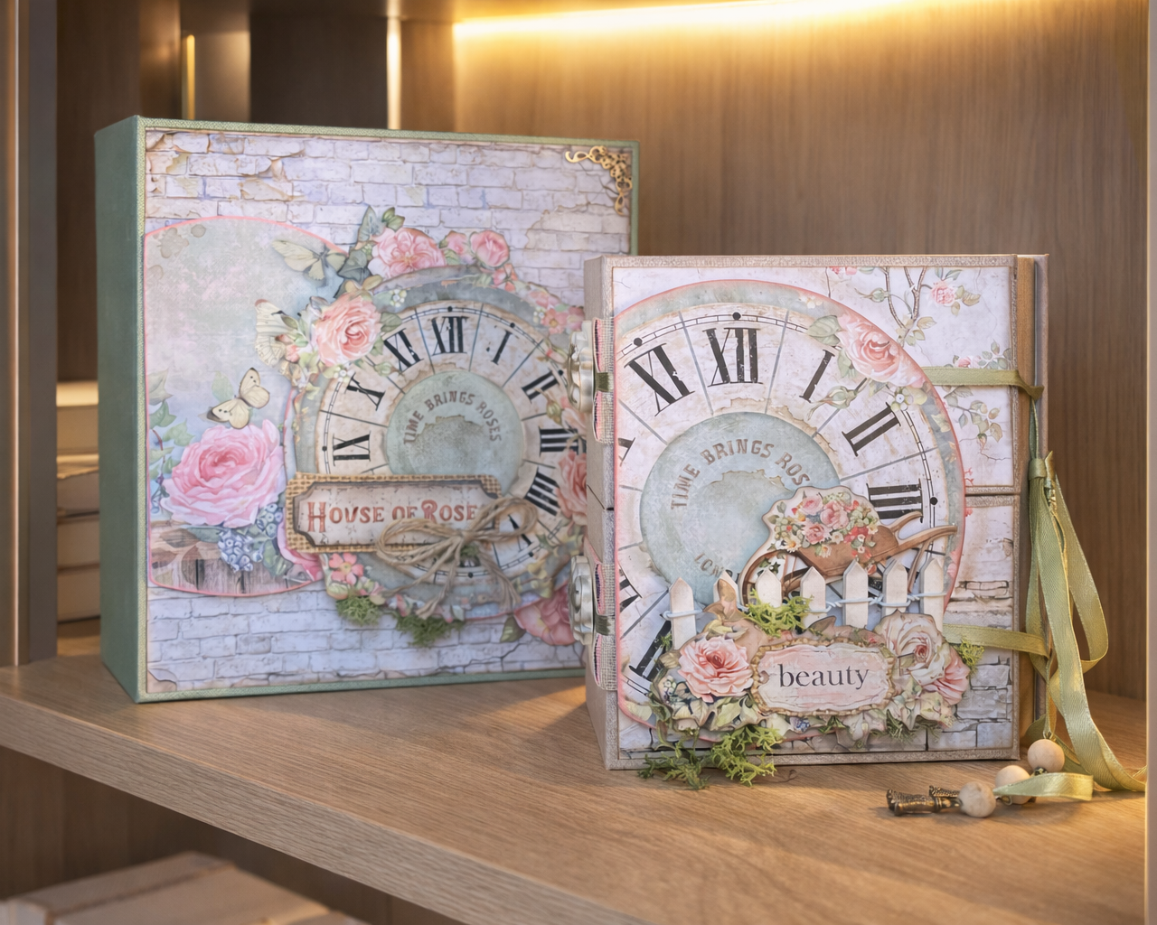 Álbum Esencia, álbum artesanal vintage hecho a mano. Ideal para guardar fotos y recuerdos únicos con un diseño romántico de scrapbooking exclusivo.