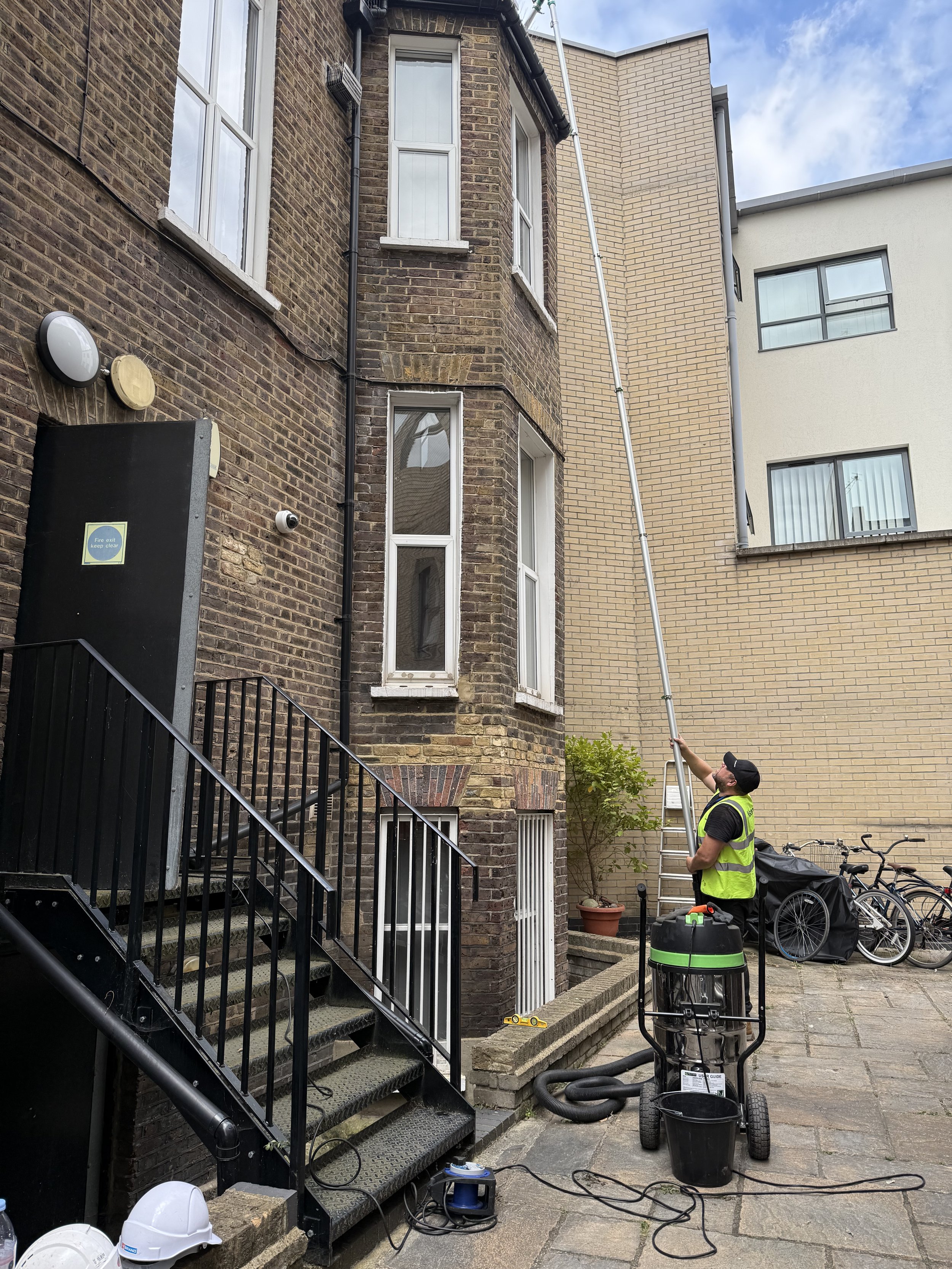 Gutter Cleaning Service