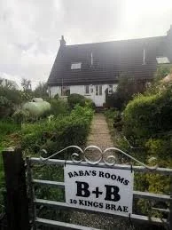 BABA'S ROOMS - offers comfortable, modern accommodation in the heart of Dunvegan