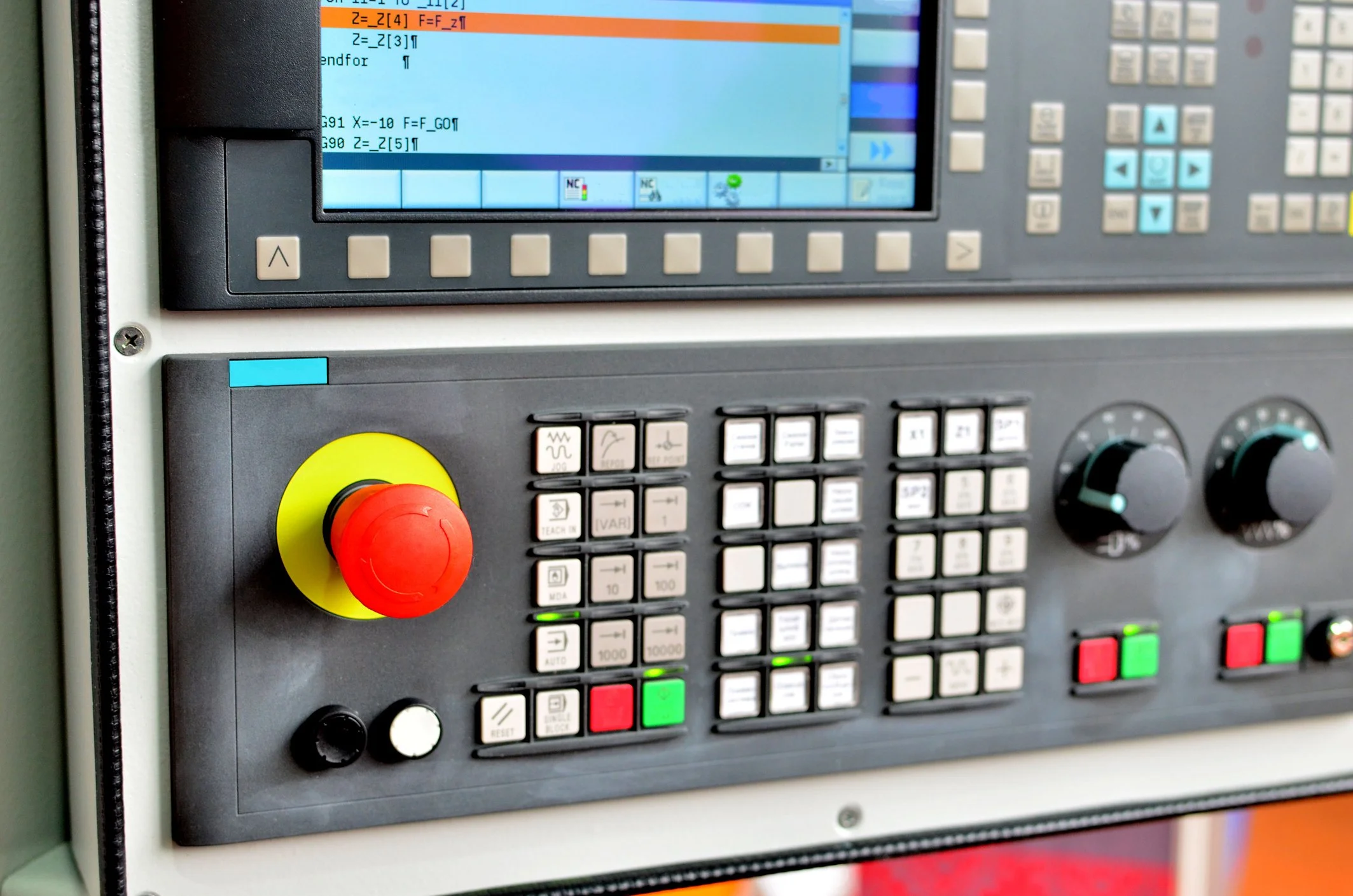 Siemens SINUMERIK CNC controller