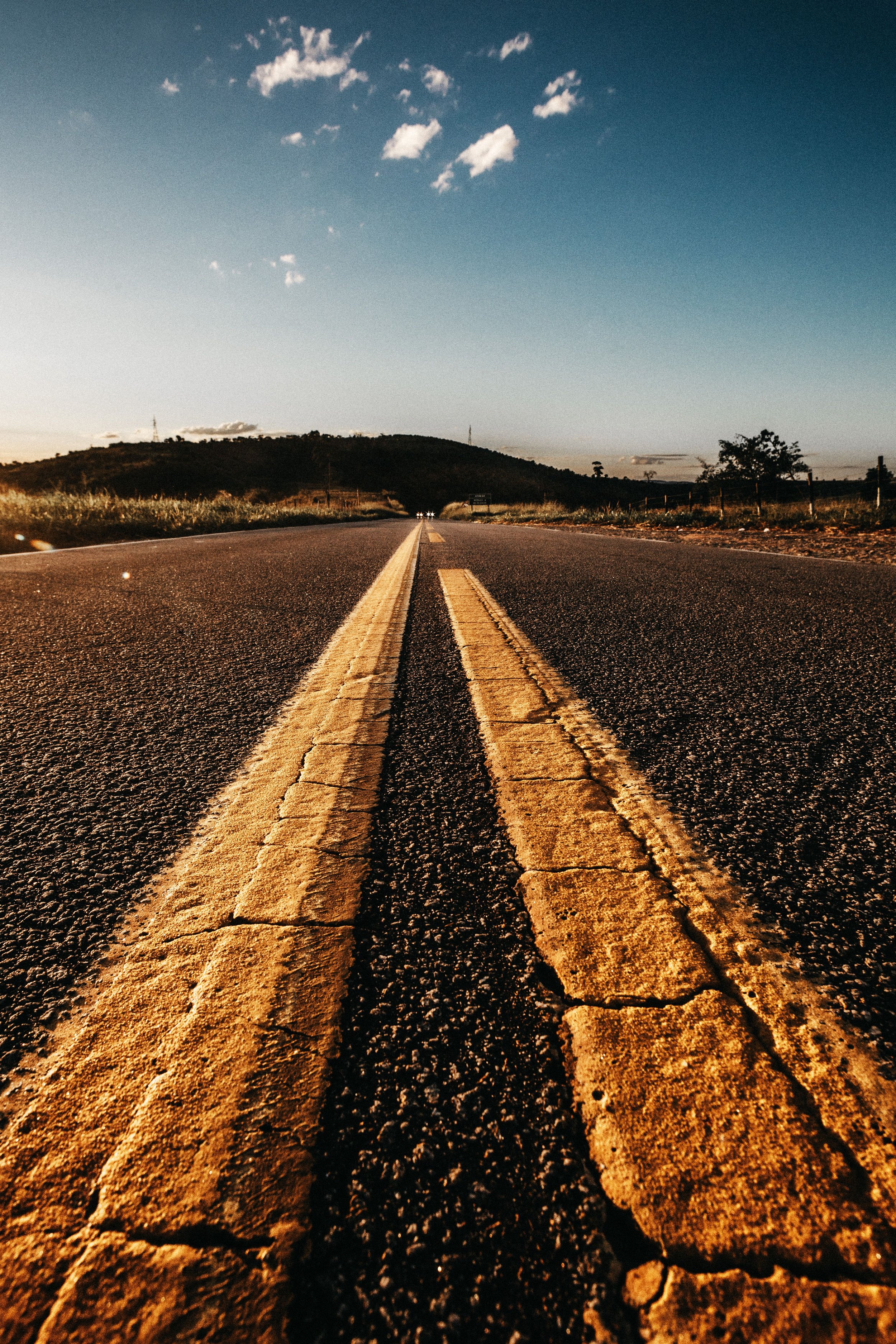 Why Do I Shut Down When Things Get Emotional? A Psychodynamic Look at Emotional Withdrawal