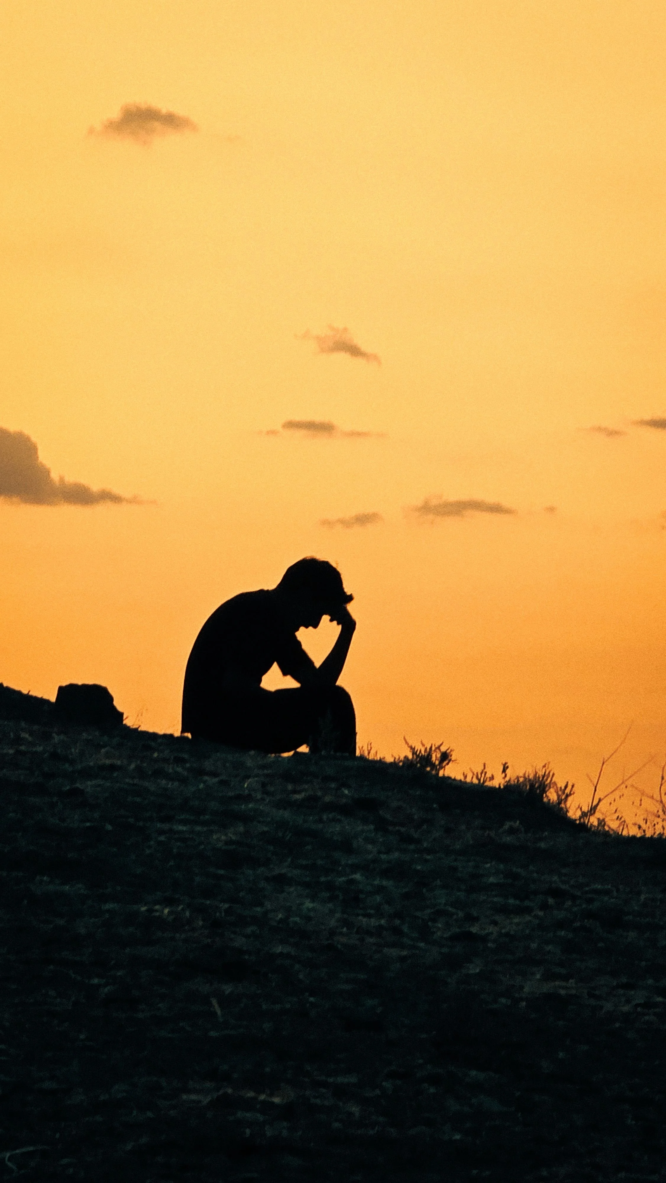 Why Do I Overthink Everything? Understanding the Psychology Behind Overthinking