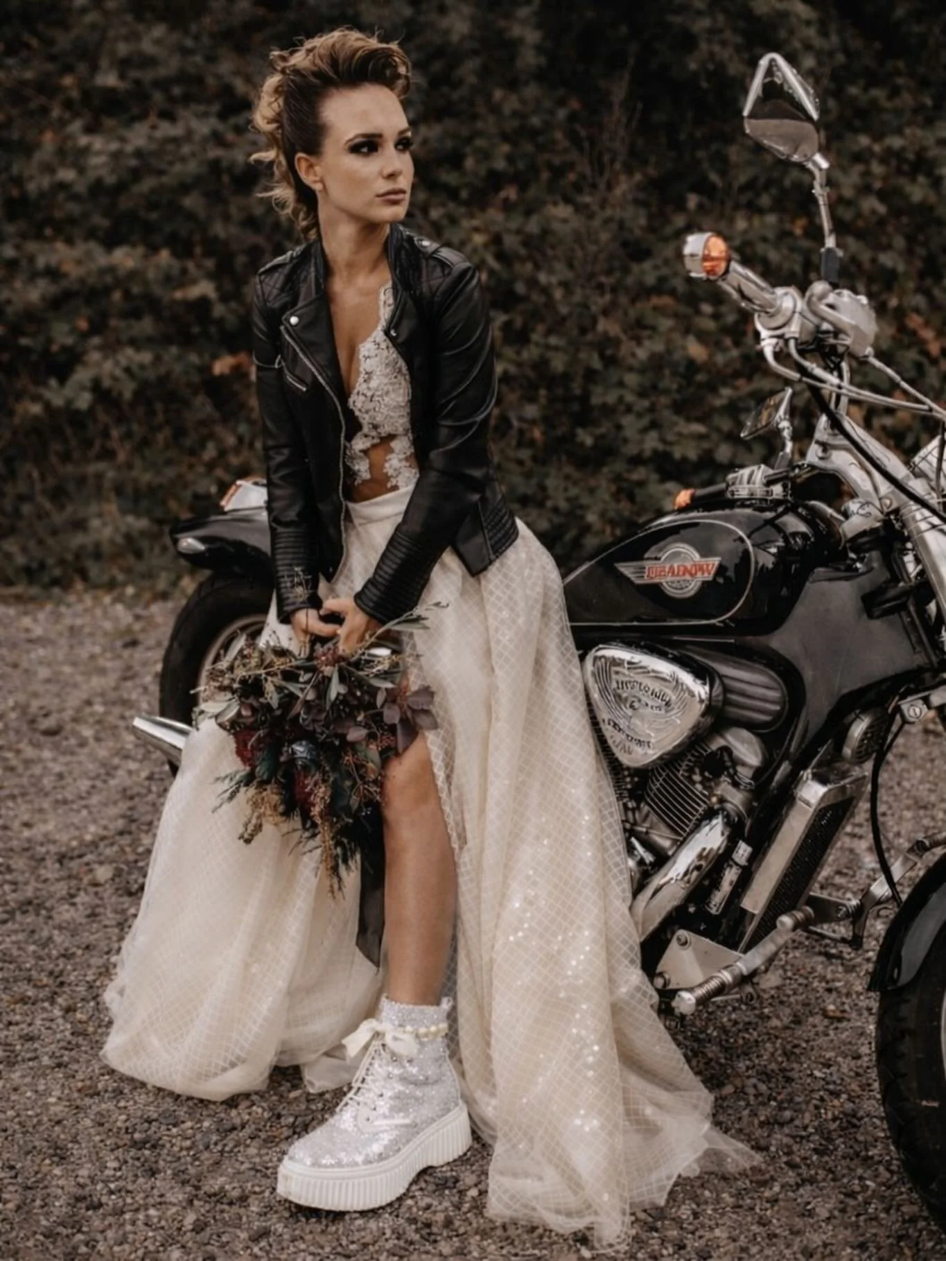 I&rsquo;m absolutely loving that brides are standing out and embracing their main character energy. And our boots are starting to reach as far as Australia ❤️🥂 with the Aussie brides wanting to shine 🫶🏻 

#festivalboots #bridalboots #edgybrides #b