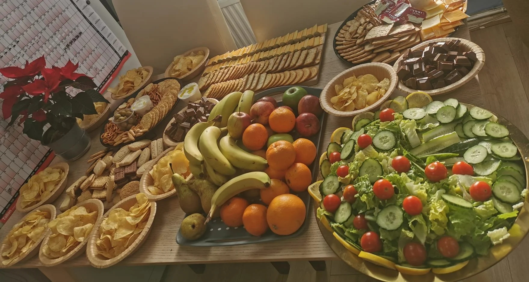 Free seasonal food and drinks buffet