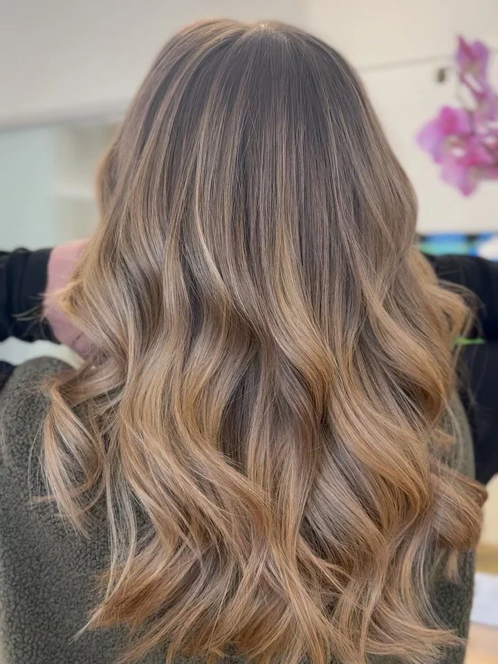 I 💕Balayage 

#balayage #balayageblonde #blonde #avedaartists