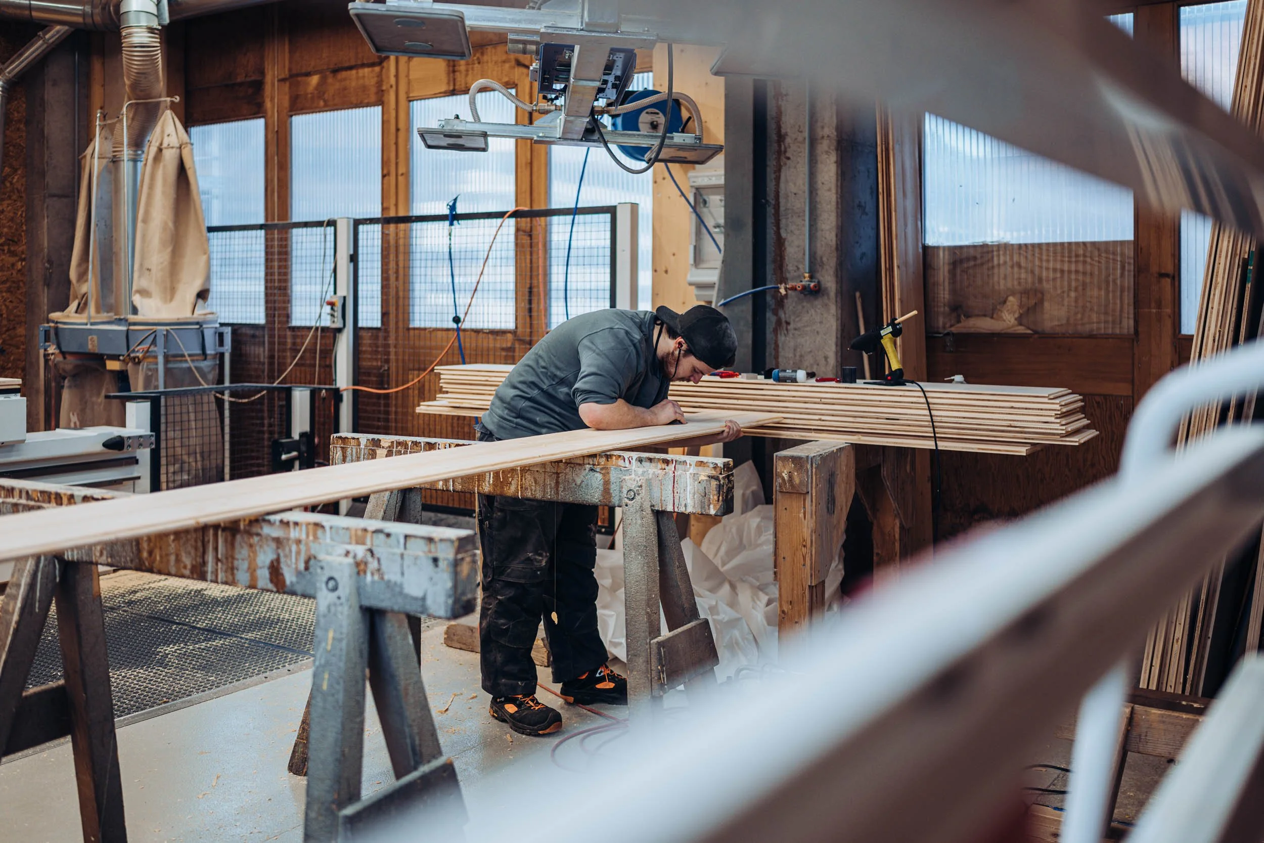 p-2025-074_schaerer-holz_fotoproduktion-bildwelten-web-125.jpg