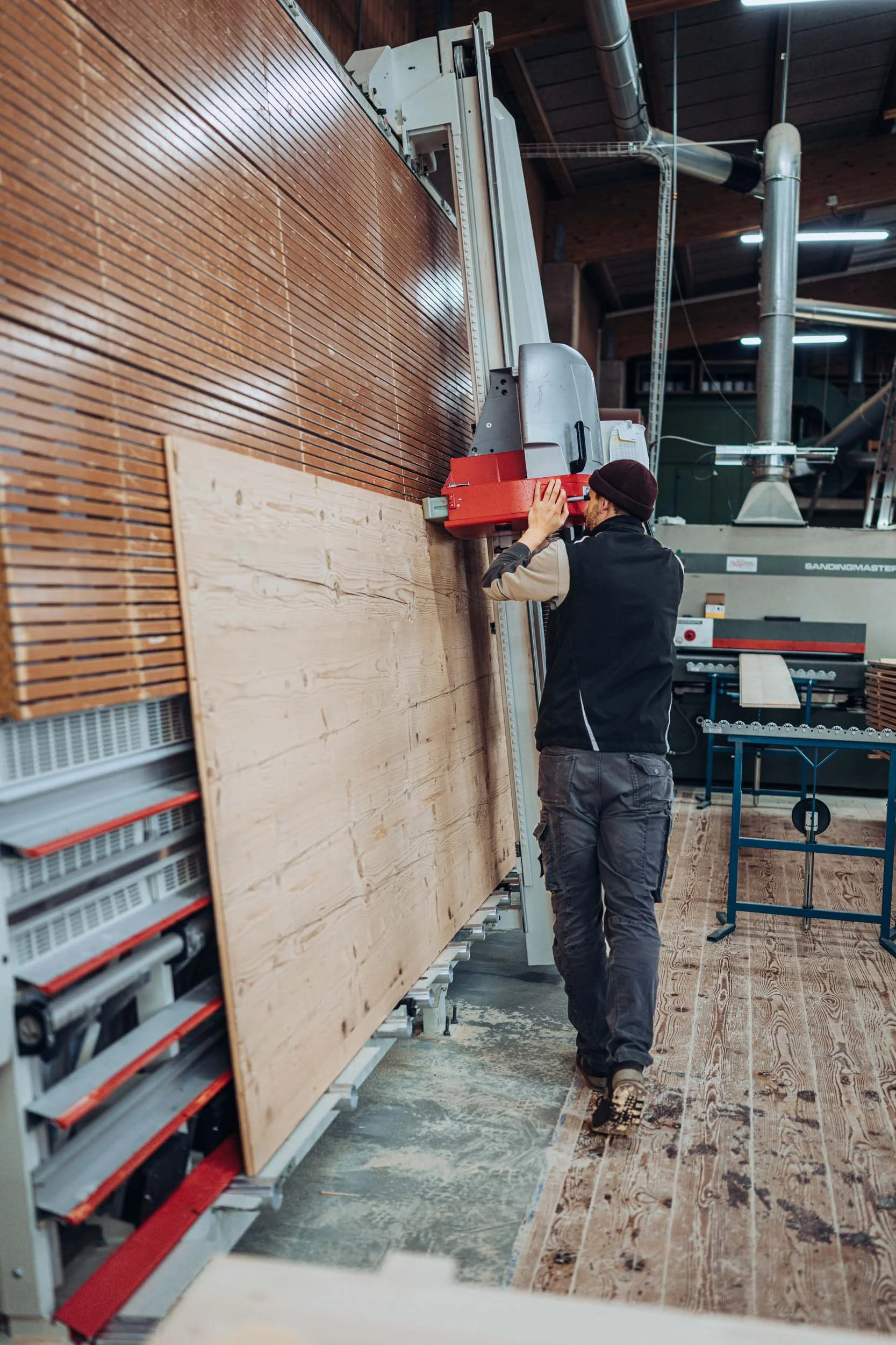 p-2025-074_schaerer-holz_fotoproduktion-bildwelten-web-142.jpg