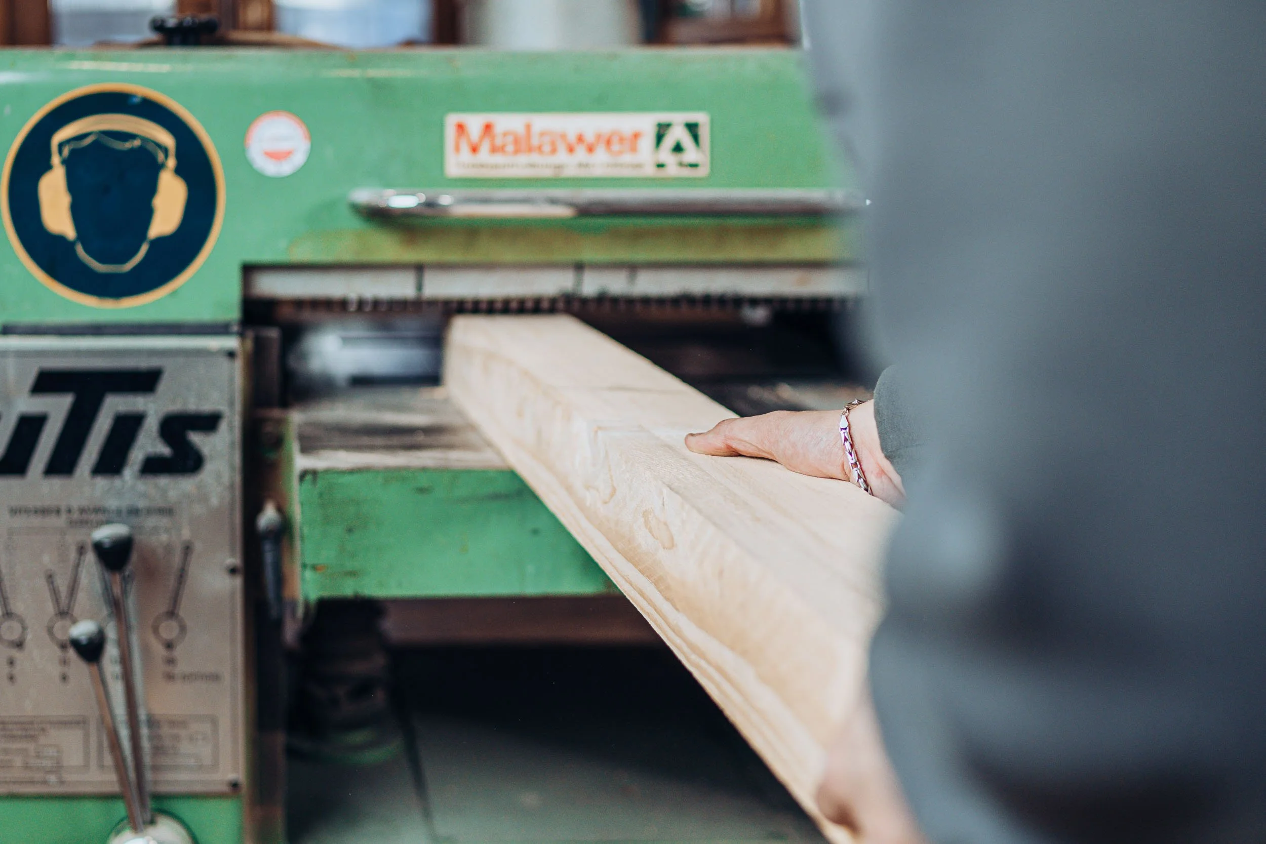 p-2025-074_schaerer-holz_fotoproduktion-bildwelten-web-119.jpg