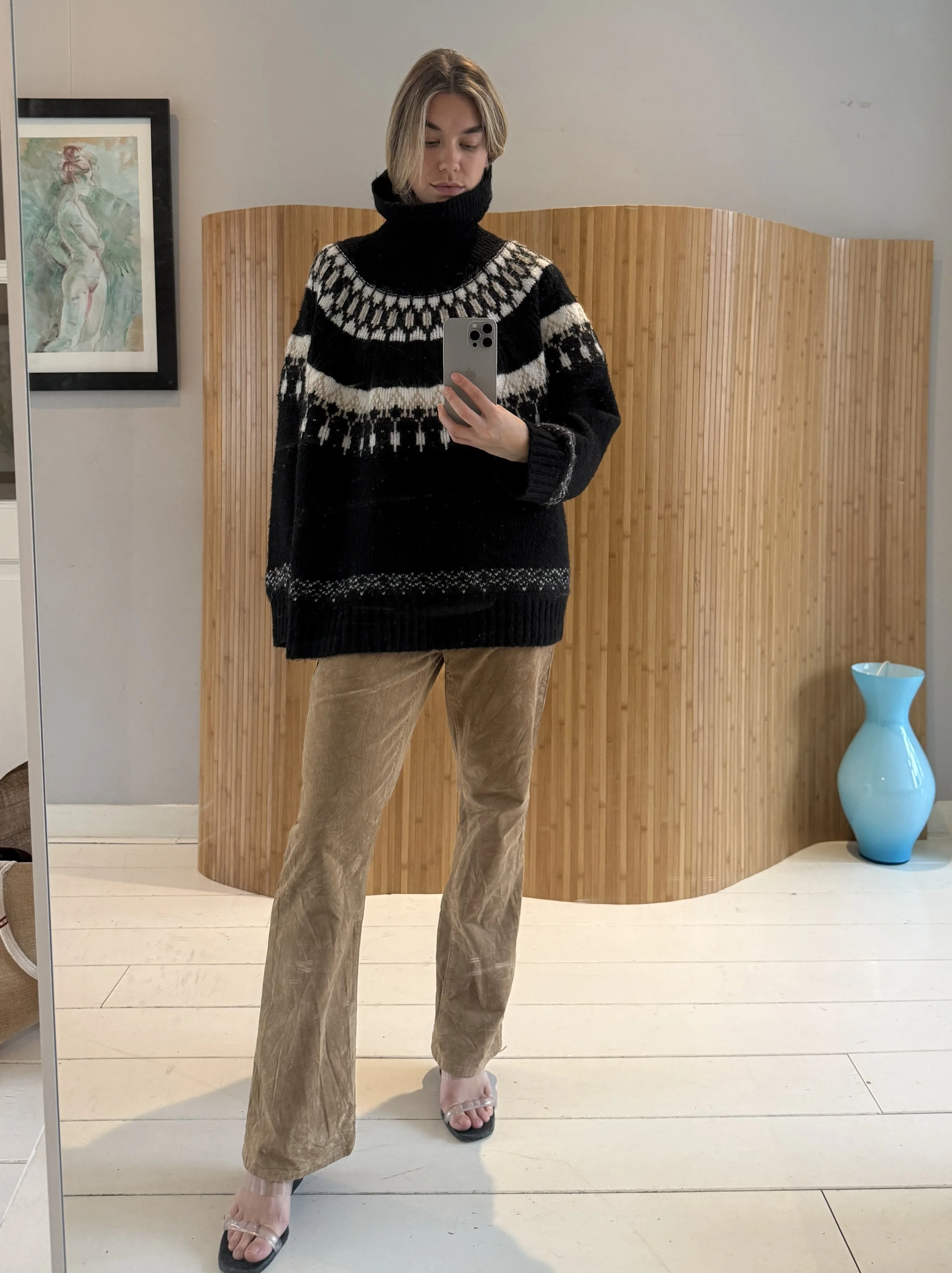 TURTLE NECK KNIT