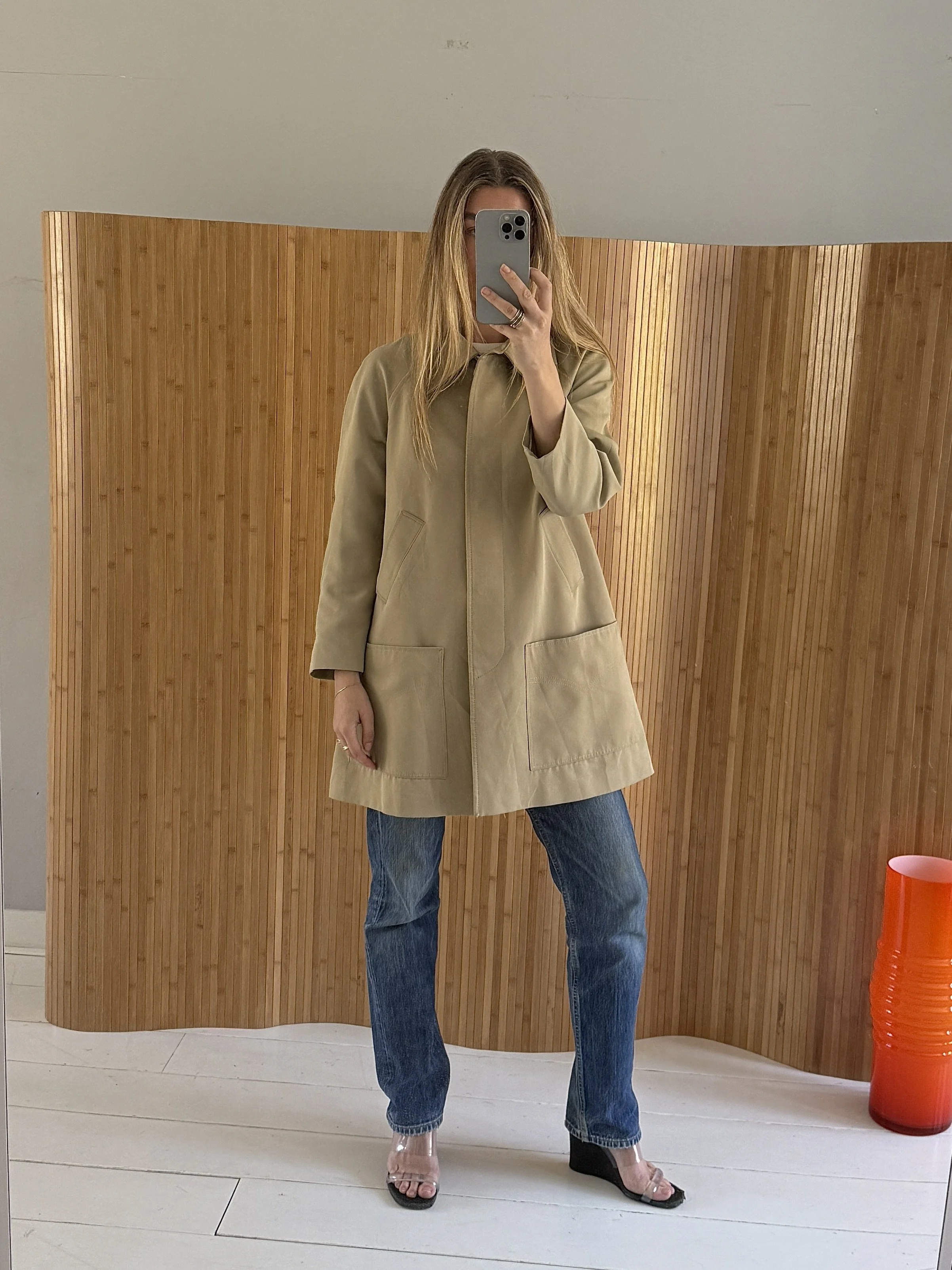 TRENCH COAT