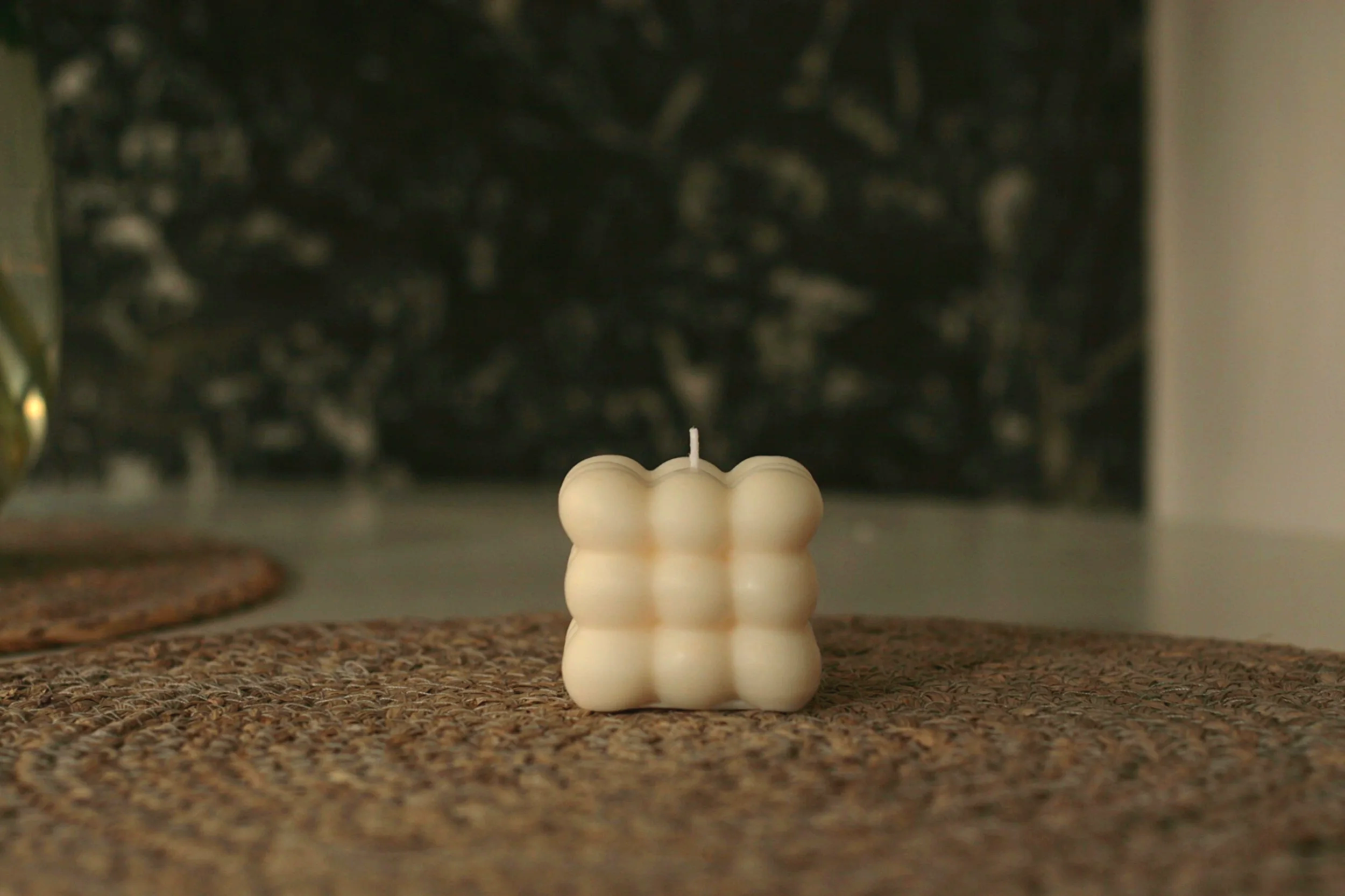 Cotton-scented bubble cube soy candle, by Mara Candles