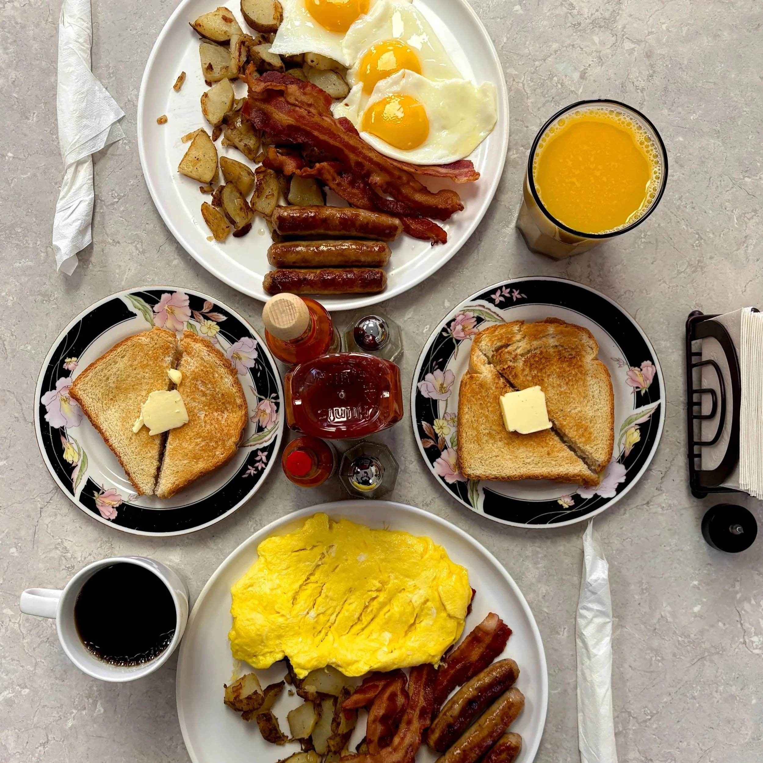 Minerva’s Classic Breakfast Platters Family Meal