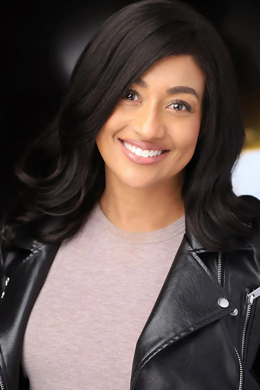 actor-headshot-woman-leather-jacket_orig.jpg
