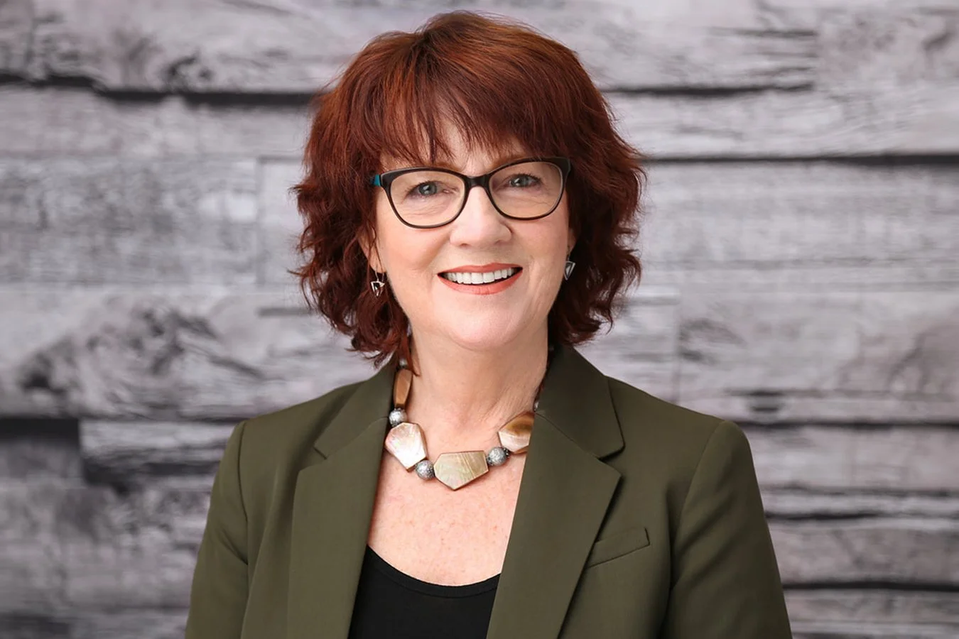 art curator summit headshot.jpg
