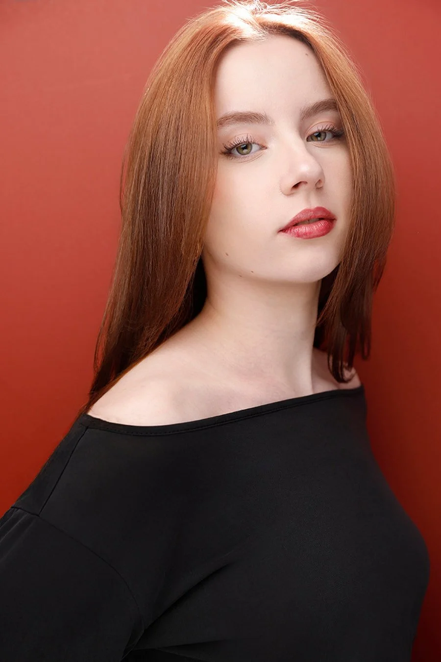 bfa-actress-red-background_orig.jpg