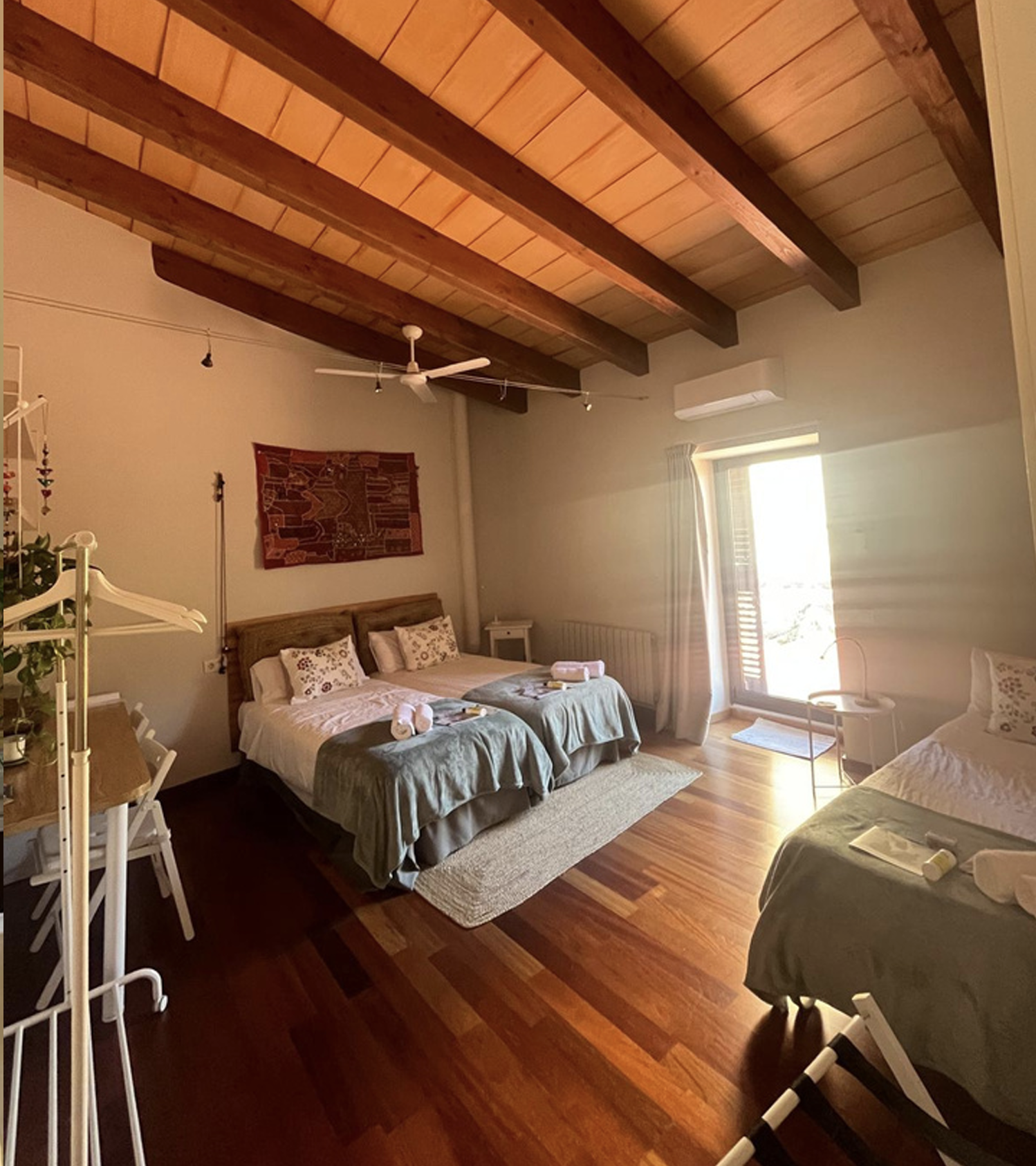 DORMITORIO 1 PARA DOS PERSONAS, CON BAÑO SEMI PRIVADO (copia)