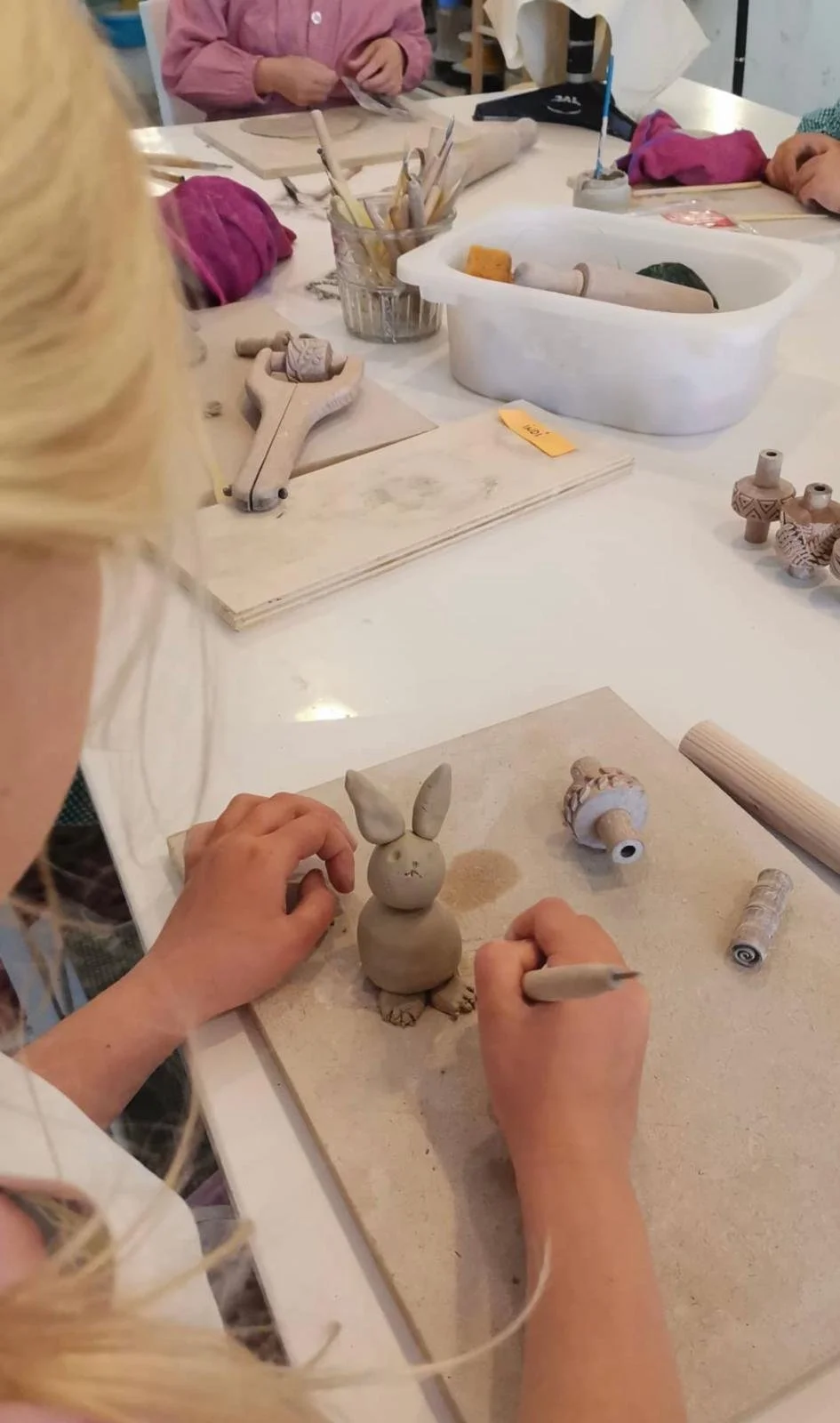 Conejto casal semana santa copia.jpeg