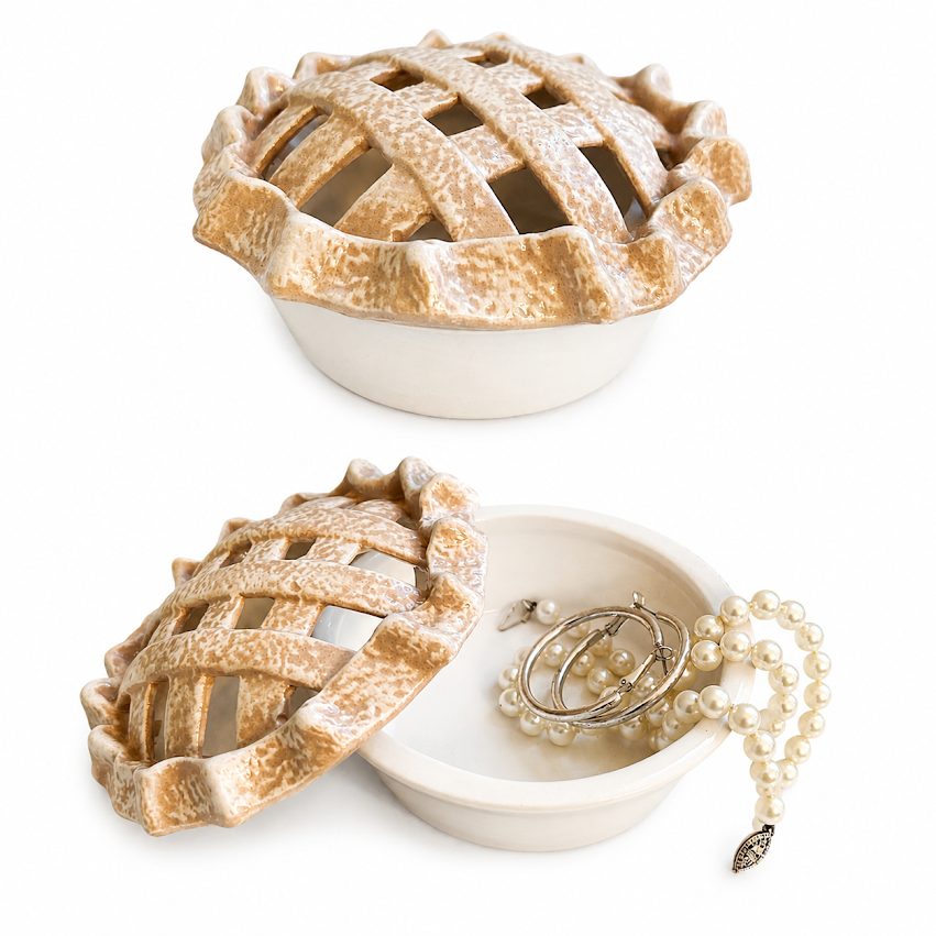 Vintage Ceramic Pie Trinket Box – Lattice Lid Jewelry Box – Cute Cottage Decor