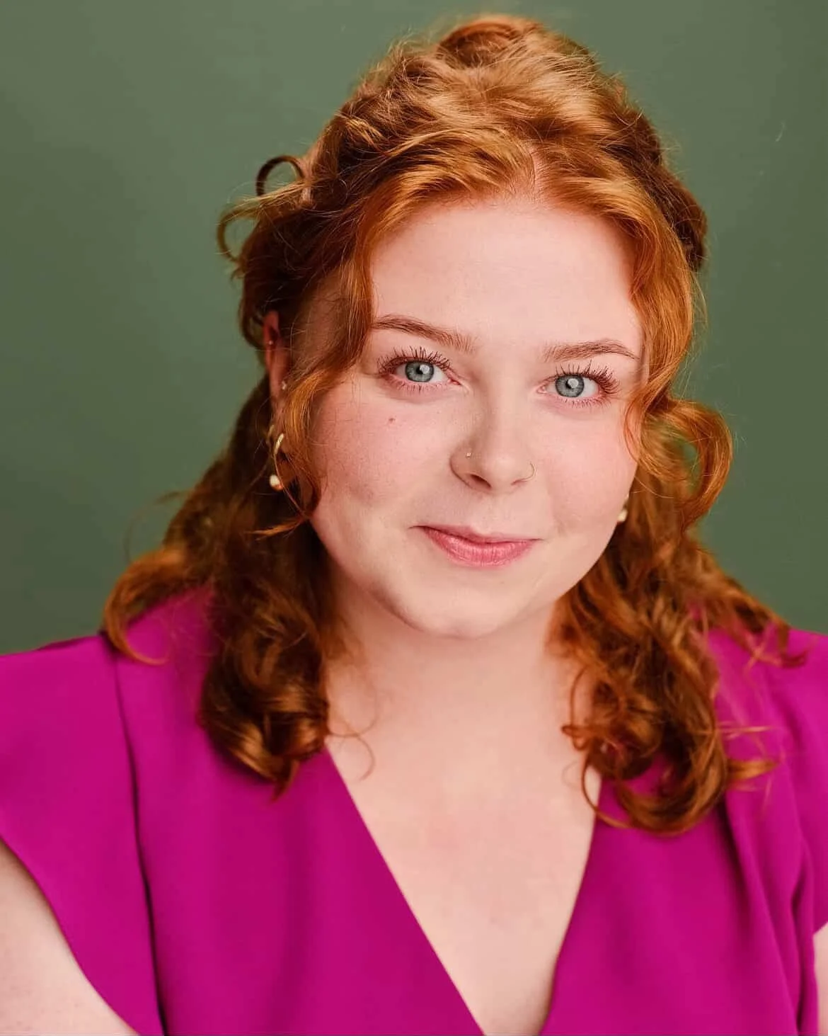 GEORGI ARTHUR  I am an actor who writes poetry.

@georgi_arthur