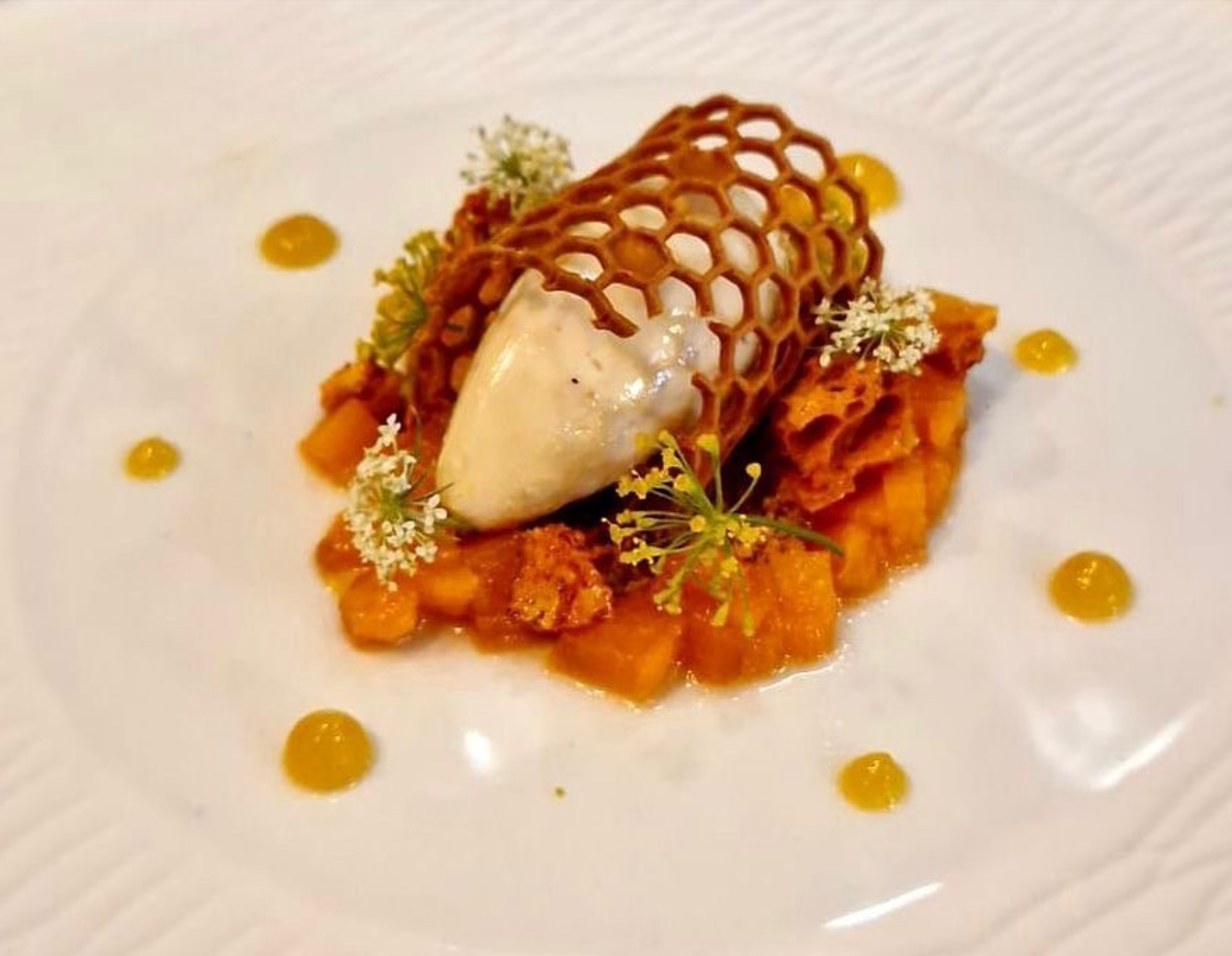 Honey & Ginger Cheesecake, Poached Apricots, Honey & Ginger Biscuit, Peach Gel & Honeycomb