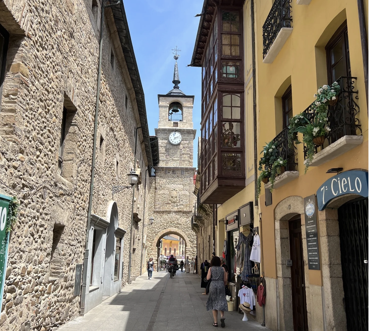 Day 28 El Acebo to Ponferrada