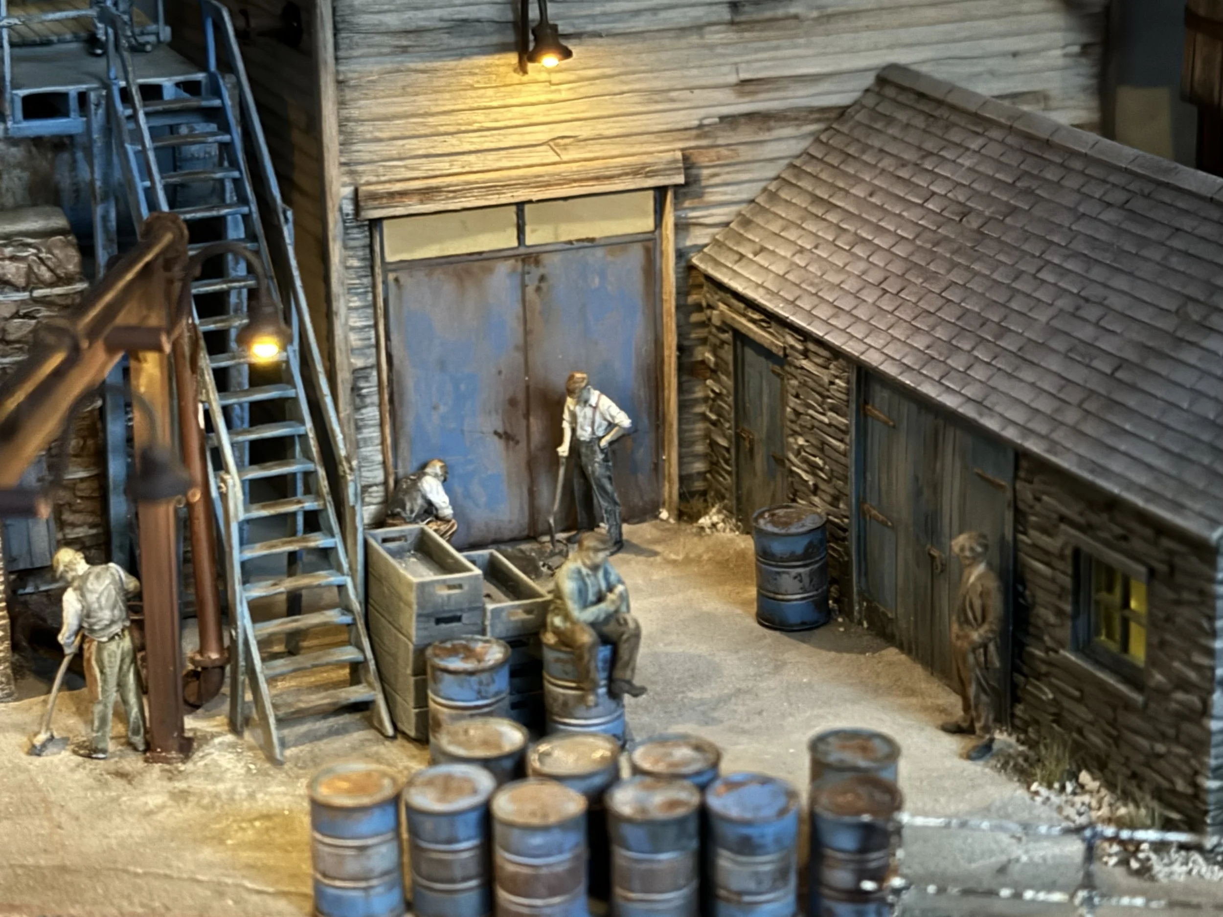 Small scale figure painting