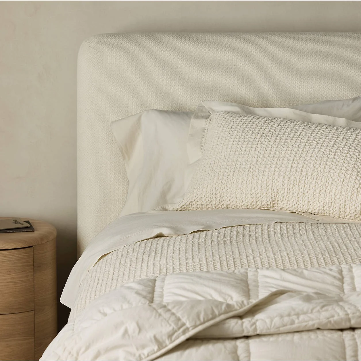 Crate_Bedding_1.jpeg