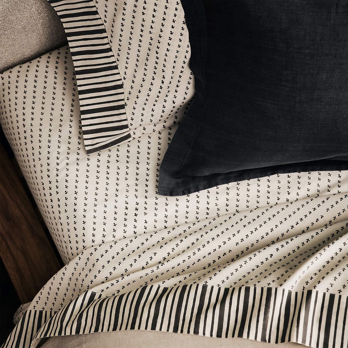 Crate_Bedding_16.jpg