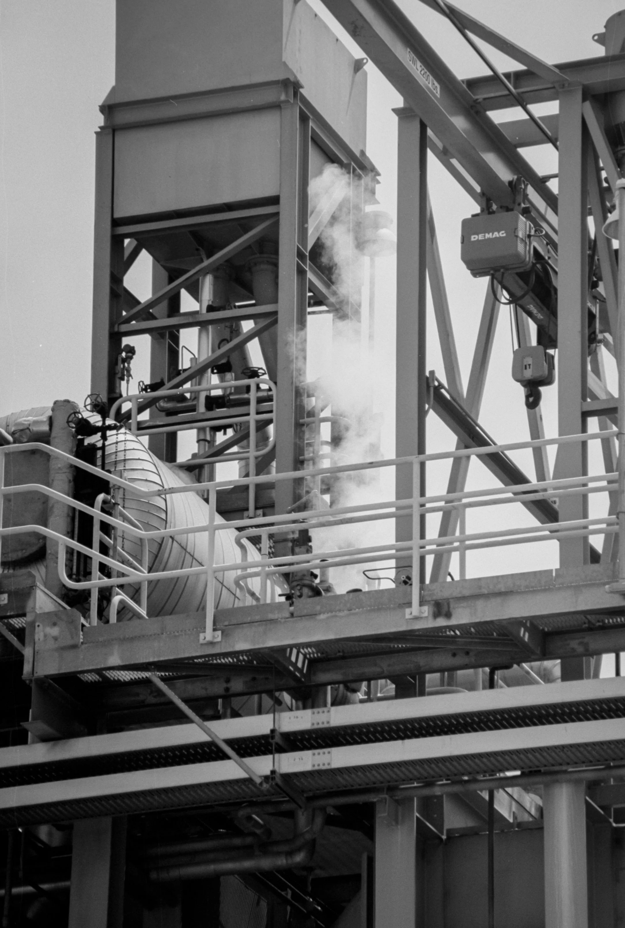 CanonEF70300SSCFerrP33 (16).jpg