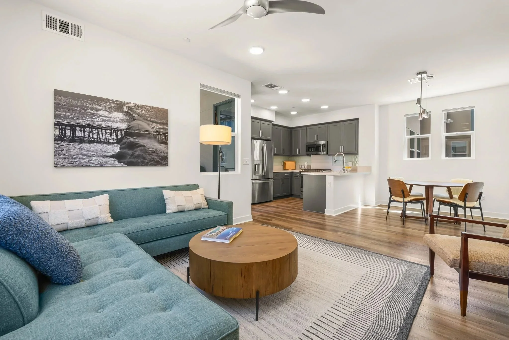 1276 East Thompson blvd., #101: Luxury Coastal townhome in Ventura