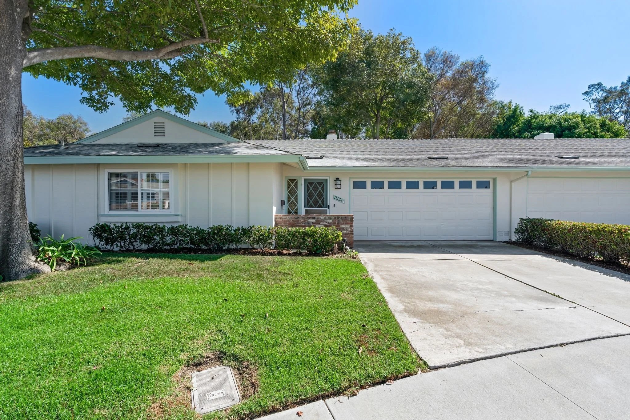 2554 Neptune Place Port Hueneme, CA  93041