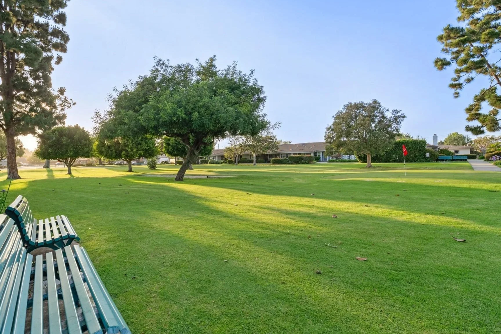 2554 Neptune Place, Port Hueneme Bay, CA   Hueneme Bay Short Course Golf Greens