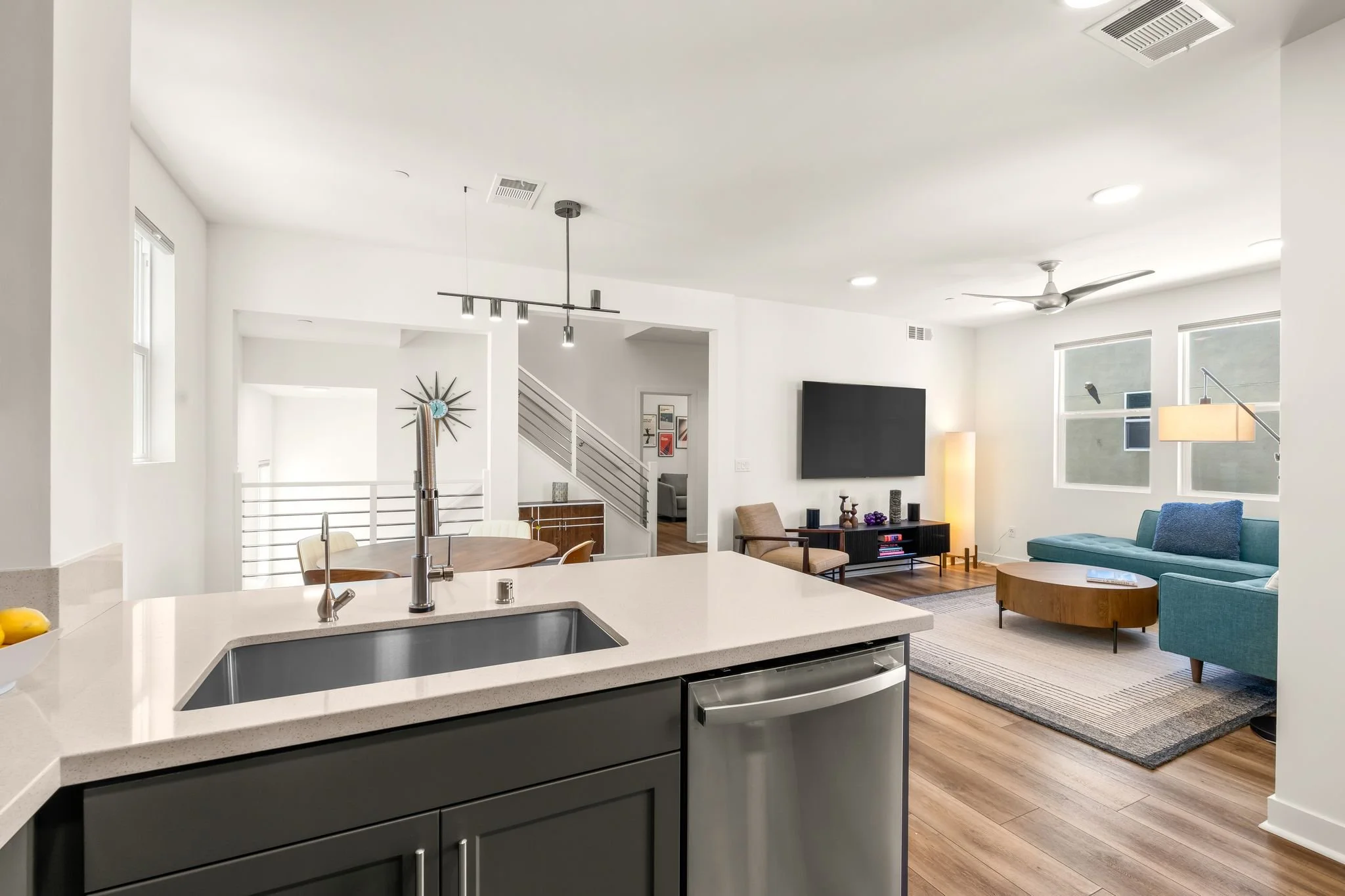 1276 East Thompson Blvd., #101 Ventura, CA 93001 Luxury Open Concept Mid Century Modern Townhome LR