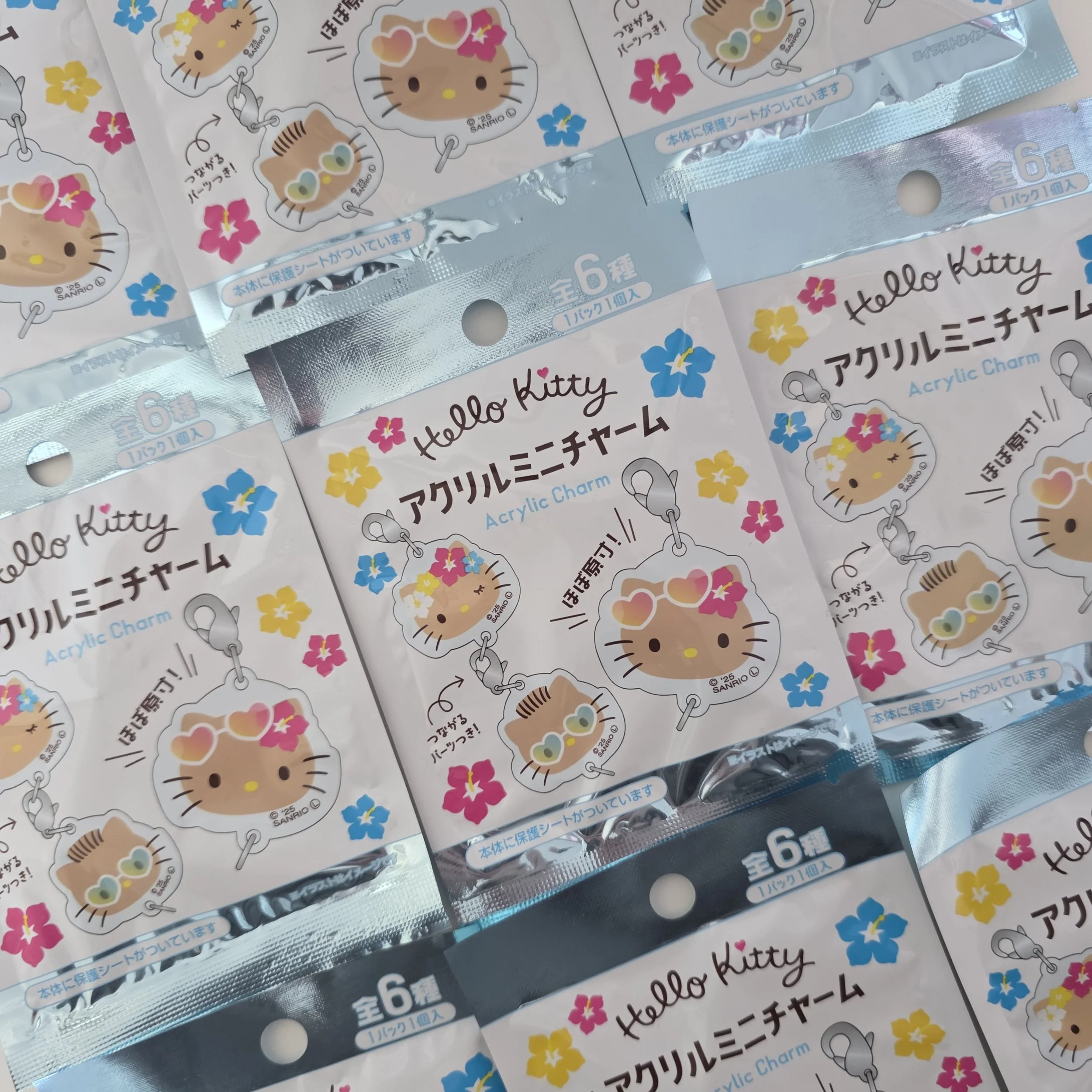 Hello Kitty Acrylic Mini Charm Blind Bag