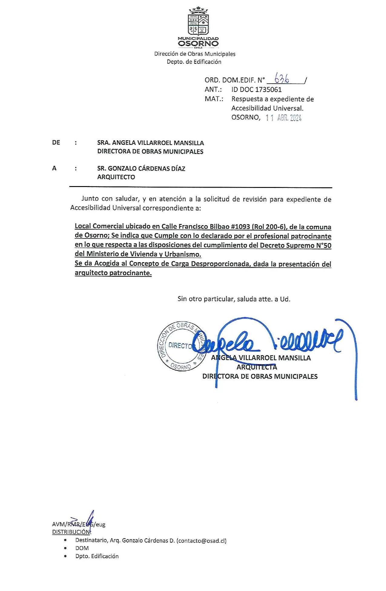 Documento oficial de la Municipalidad de Osorno, Chile, con firma y sello, dirigido a arquitecto Gonzalo Cárdenas Días, con información sobre una revisión de accesibilidad universal en un local comercial en Calle Francisco Bilbao 1093.