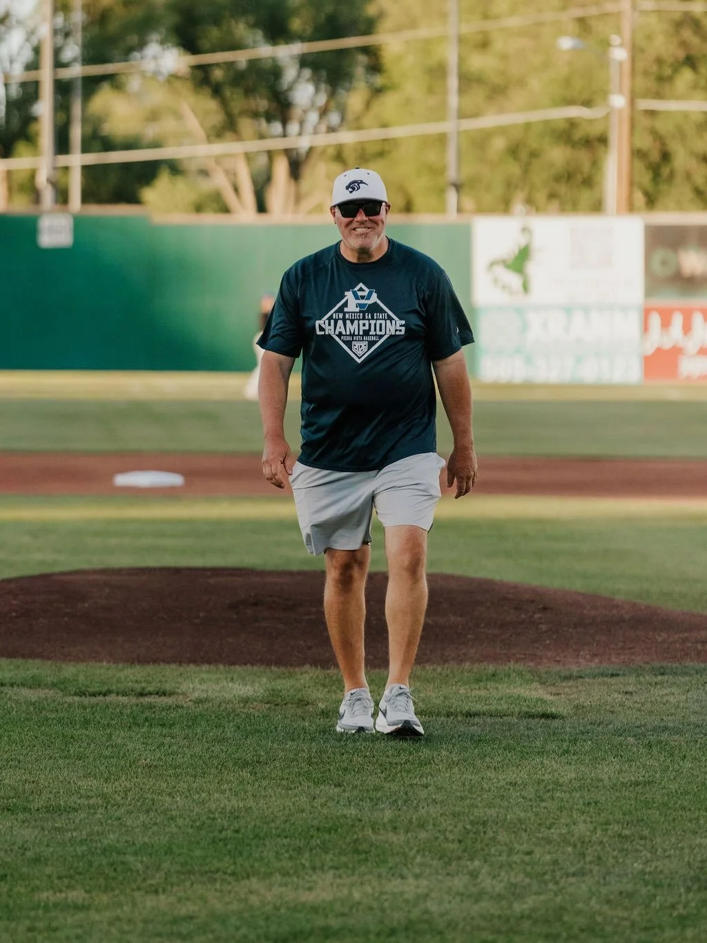 We were honored to welcome Coach Jeff Kiraly to throw out the ceremonial first pitch on Thursday night during the 2026 Connie Mack World Series.

Coach Kiraly&rsquo;s impact on the game of baseball, his players, and the Farmington community will be r