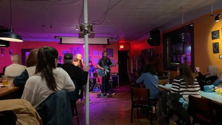 @lexi_weege and her &ldquo;lil Honky tonk band&rdquo; just had one hell of a debut at @the_voo_tfma. It may be a lil #honkytonk band but she&rsquo;s got a huge Honkytonk voice. This was unfortunately all the video I could get but damn that was awesom