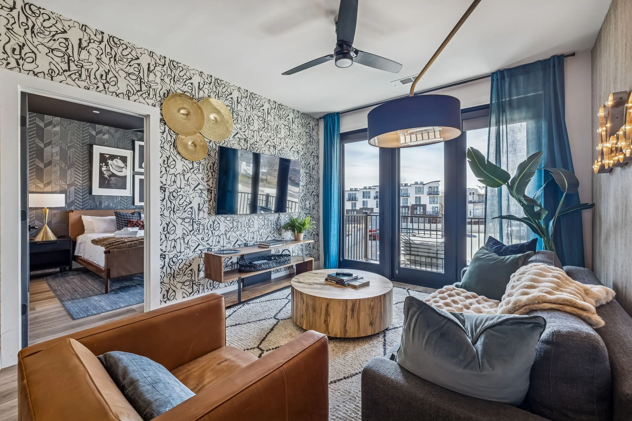 14-303 31st Ave N 413 - 014 (2).jpg