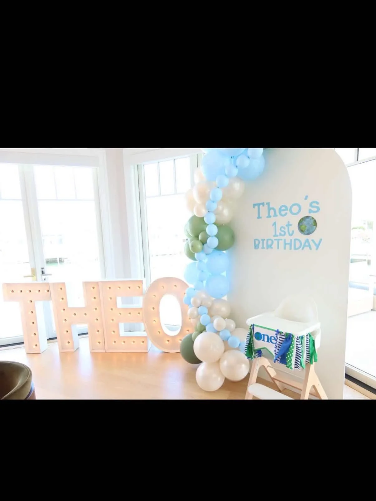 It was an absolute honor doing Theo&rsquo;s first birthday! We have been apart of his most important milestone days, and can&rsquo;t believe he&rsquo;s ONE! What a ONEDerful world for baby Theo! We are wishing you the happiest birthday! Pequapartiez 