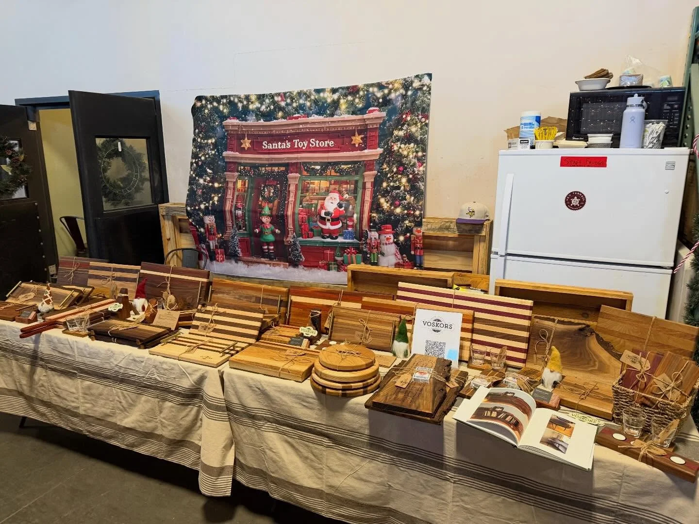 New Terrain Brewery Holiday Market is live! Come on down, enjoy a couple pints, and shop your heart away. We&rsquo;ll be here until 5pm.
.
.
.
@newterrainbrewingco