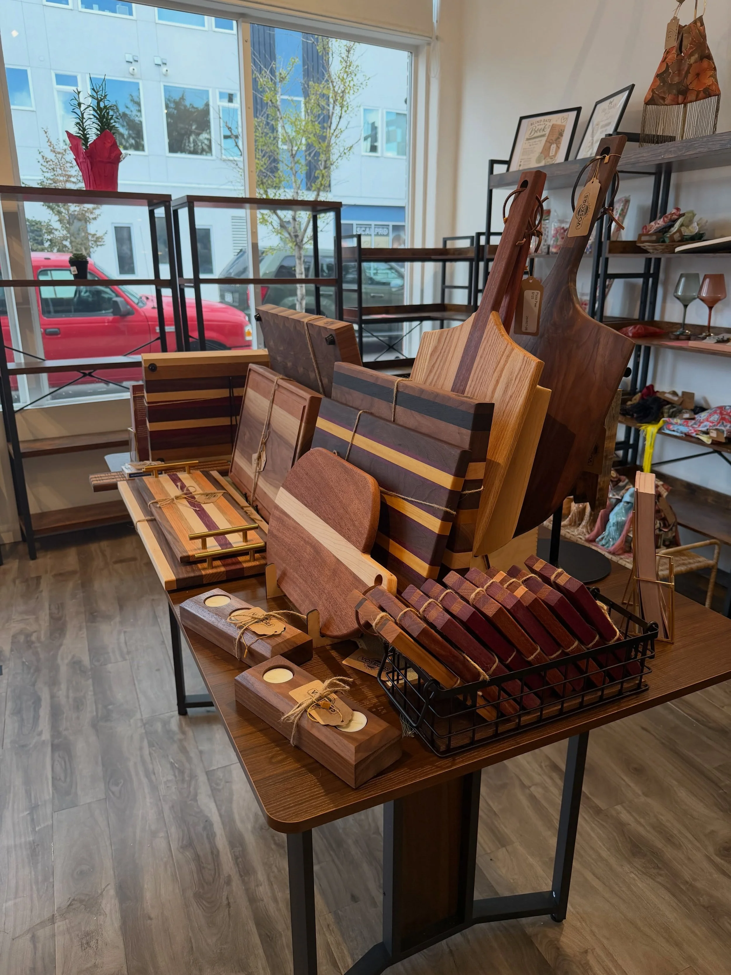 ***BREAKING NEWS***

Voskors Woodworking will now be featured at a new shop opening TOMORROW 8/29 @ 11am. Stop in at the Tennyson Craft House @tenn_craft_house located at 44th &amp; Tennyson, right next to the Oriental Theater.

You won&rsquo;t need 