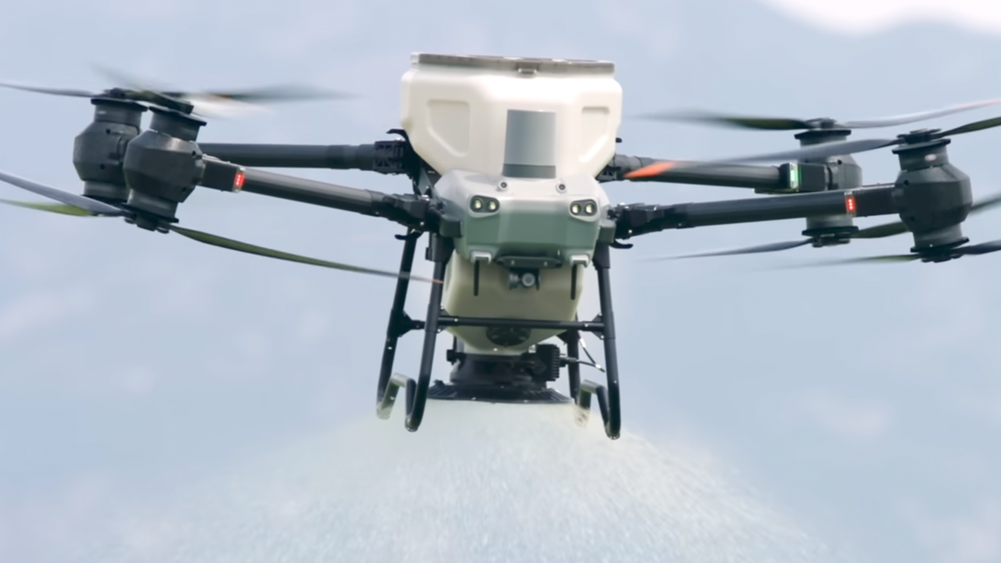 Servizi di spandimento concimi con drone, distribuzione fertilizzanti con agricoltura di precisione in Toscana e Italia