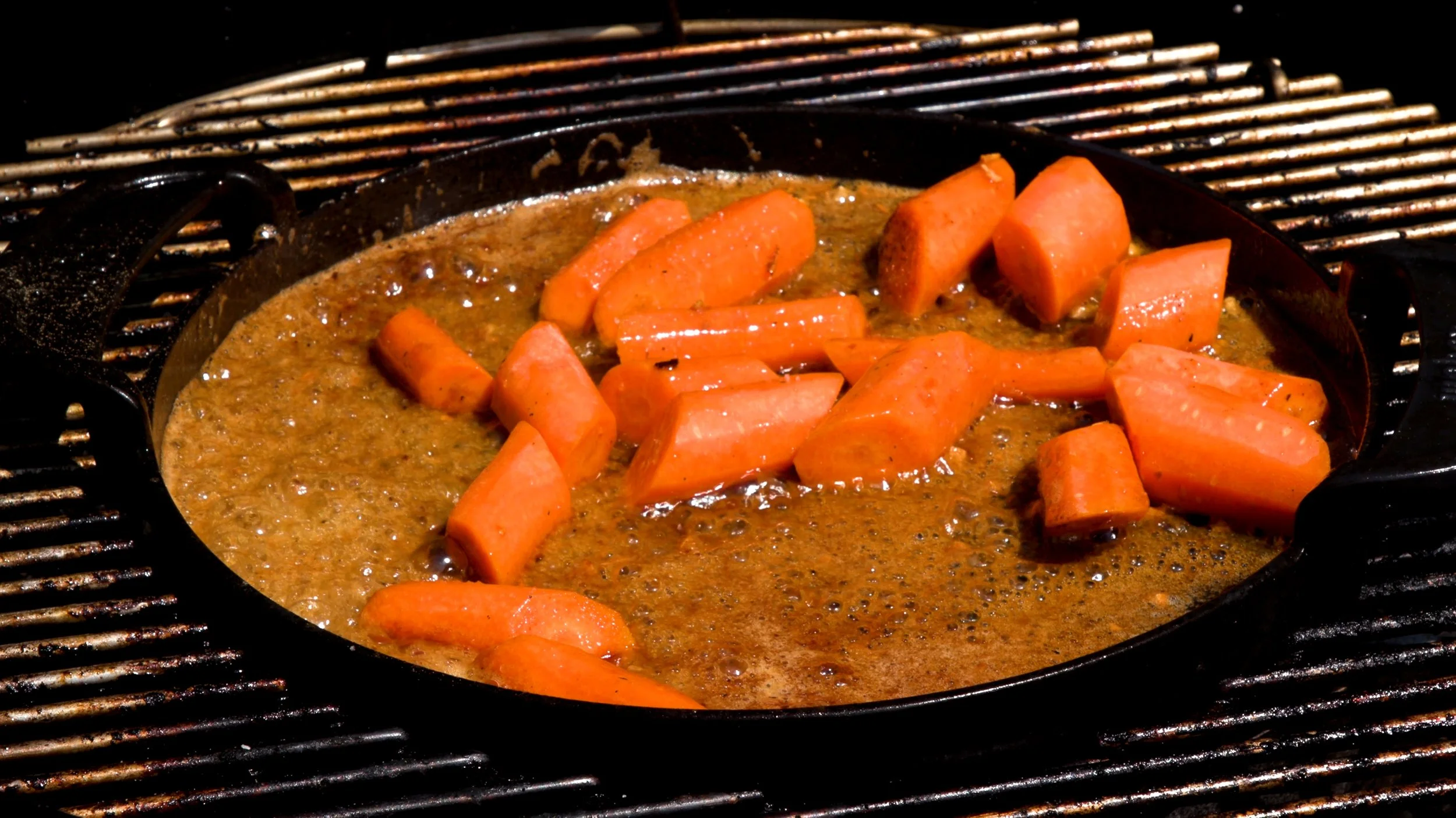 Glazzed Butter and Honey Carrots Final.mp4.00_01_16_15.Still002.jpg